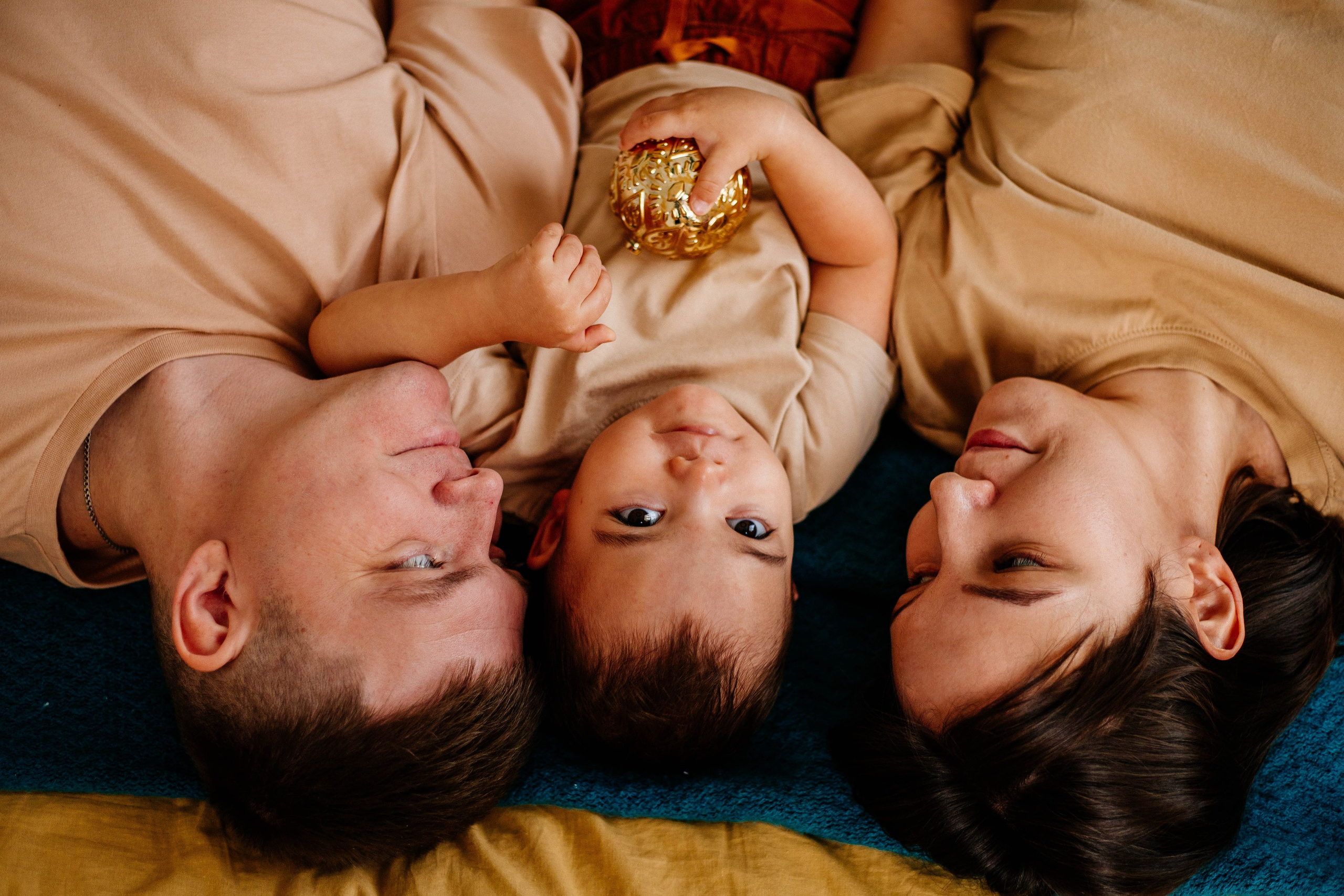 Лев с семьей. Рыжова Тамара