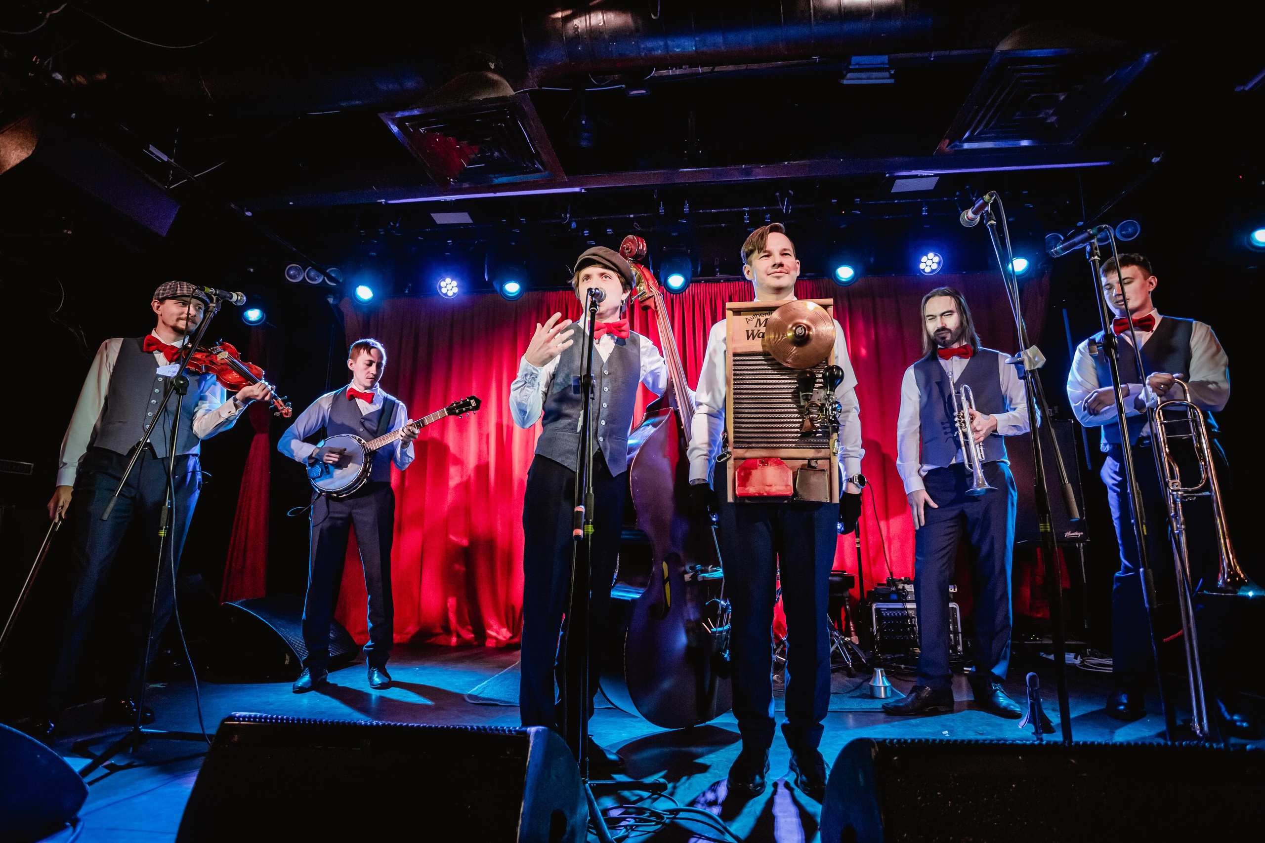 Шоу-оркестр Старый Добрый Dixieland. Фотограф Сонкина Татьяна