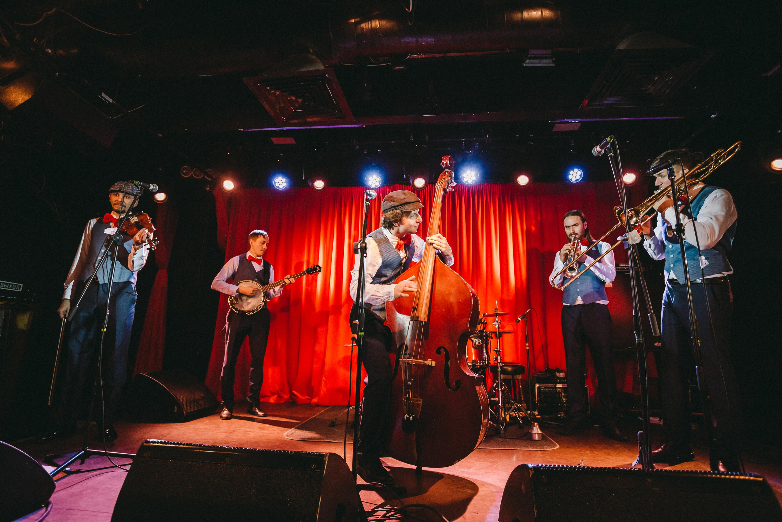 Шоу-оркестр Старый Добрый Dixieland. Фотограф Сонкина Татьяна