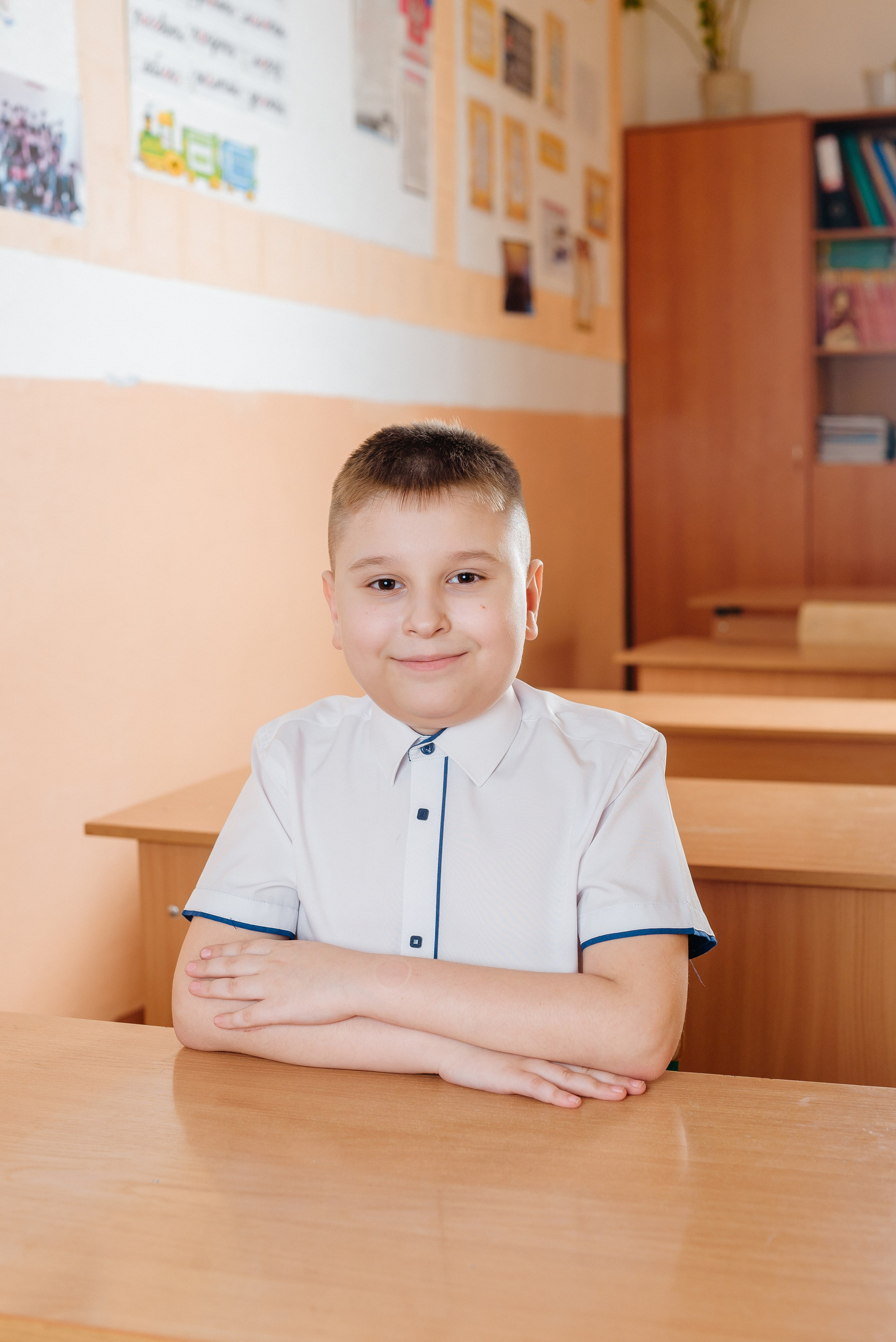 Портреты за партой. Семейный фотограф в Барнауле