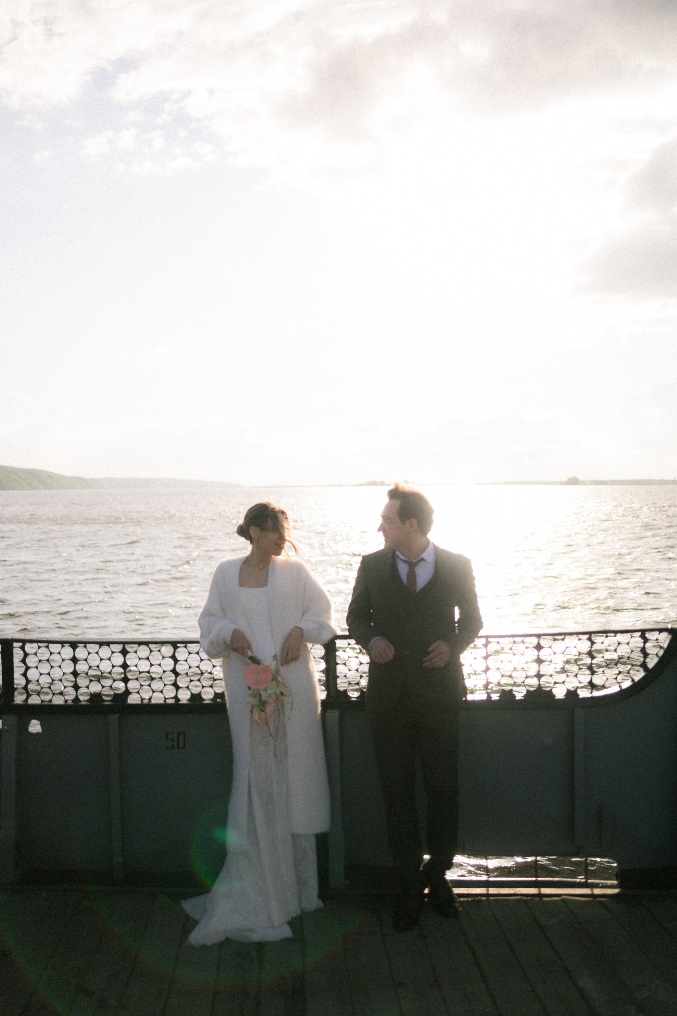 Диана и Дима. Сбежать из города на пароме | 15.05.2025. Фотограф Зарина. Казань