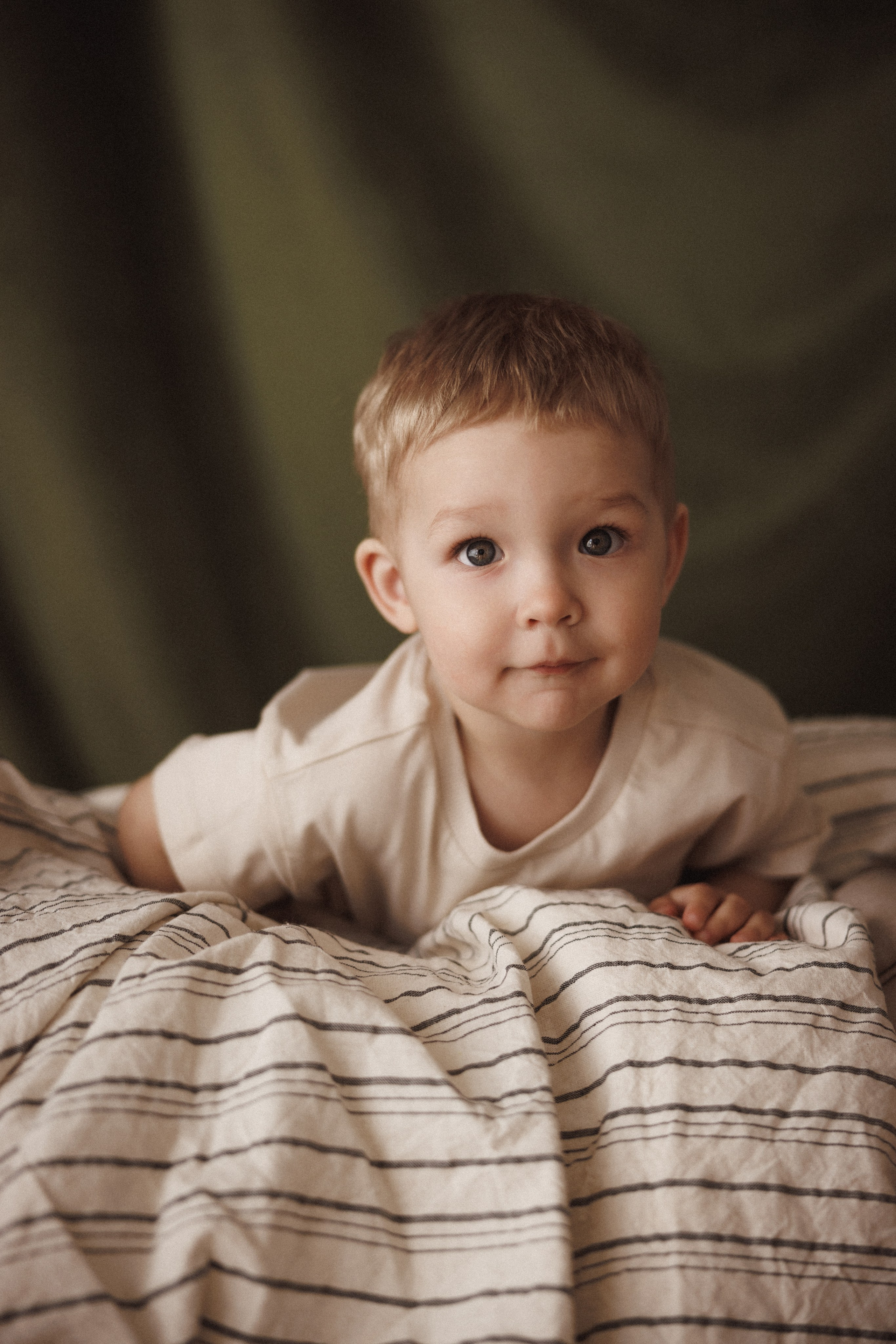 Семейная фотосессия в фотостудии «Mestone», город Краснодар. Семейный и детский фотограф в Краснодаре Анна Трашкова