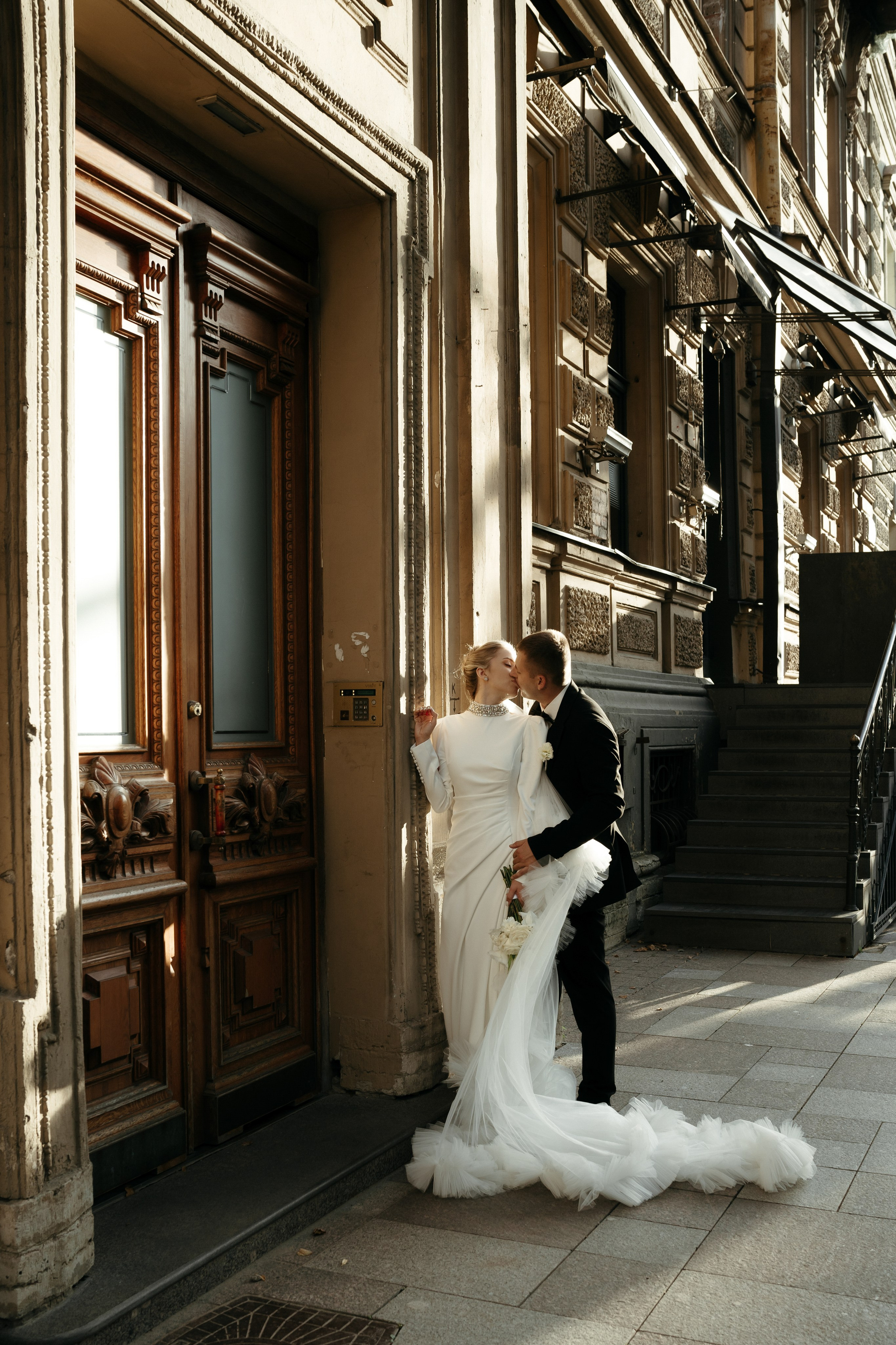 Однажды в летнем саду. Свадебный фотограф в Петербурге Таша Вайб