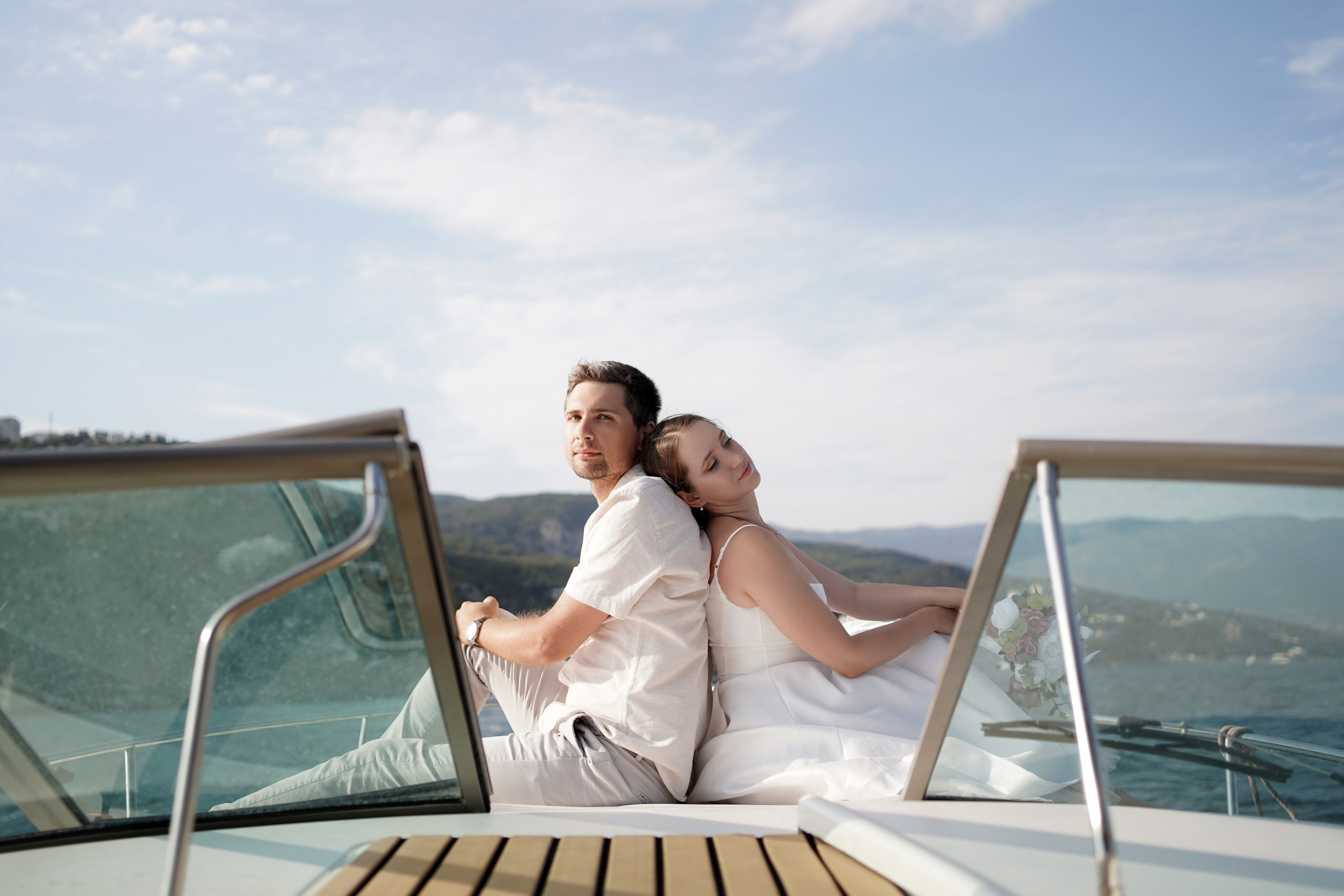 Шикарная свадьба на катере в Ялте|Фотосессия на яхте в Ростове-на-Дону. Фотограф Алёна Чёботова. Свадебный фотограф в Ростове-на-Дону. Таинство Крещения и Венчания, семейные фотосессии. Алёна Чёботова