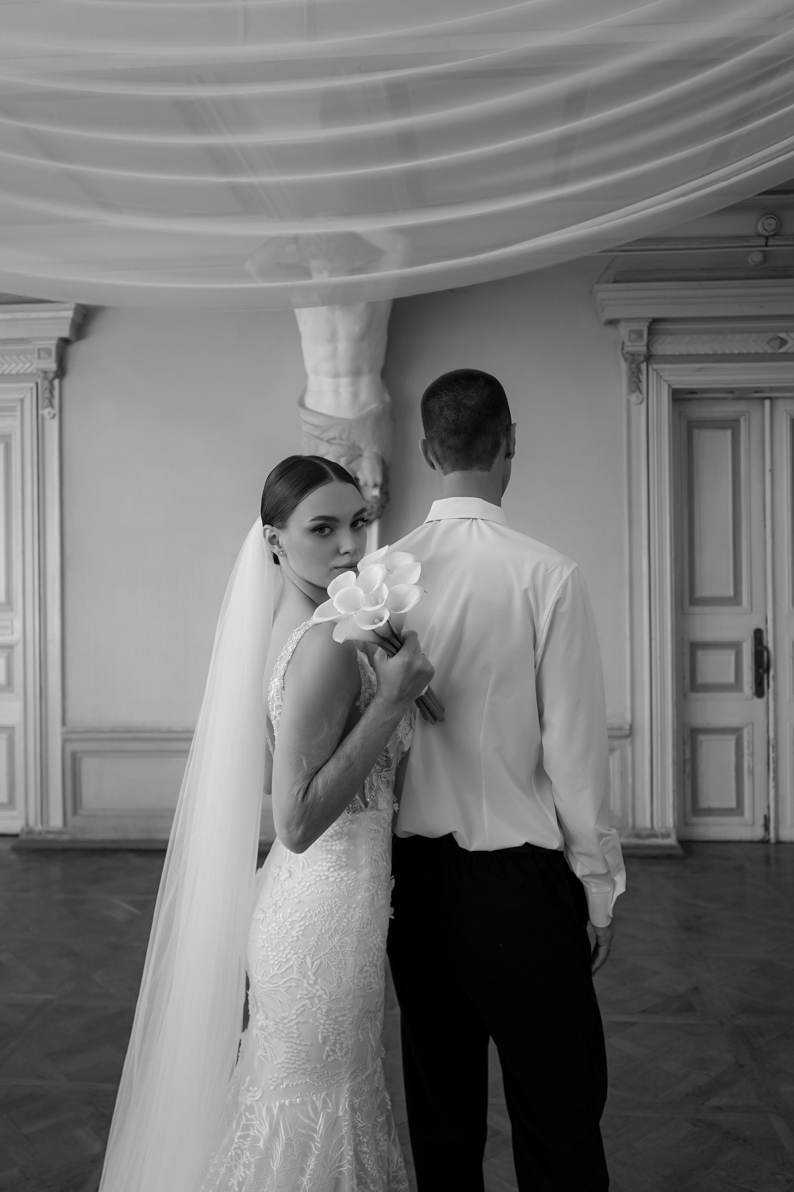 Свадебная фотосессия в библиотеке имени Пушкина. Фотограф Новочеркасск. Свадебный фотограф в Ростове-на-Дону. Таинство Крещения и Венчания, семейные фотосессии. Алёна Чёботова