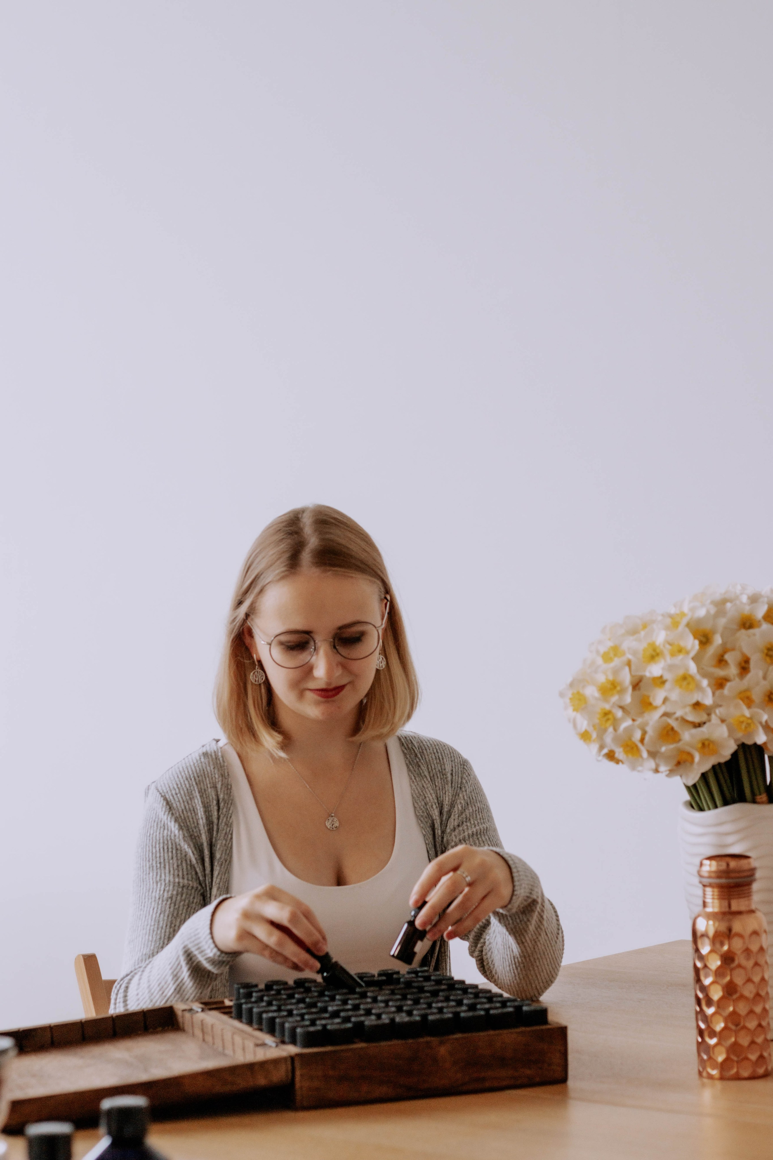 Алиса — Ароматерапевт. Бережно сохраняю ваши чувства и истории на своих фотографиях