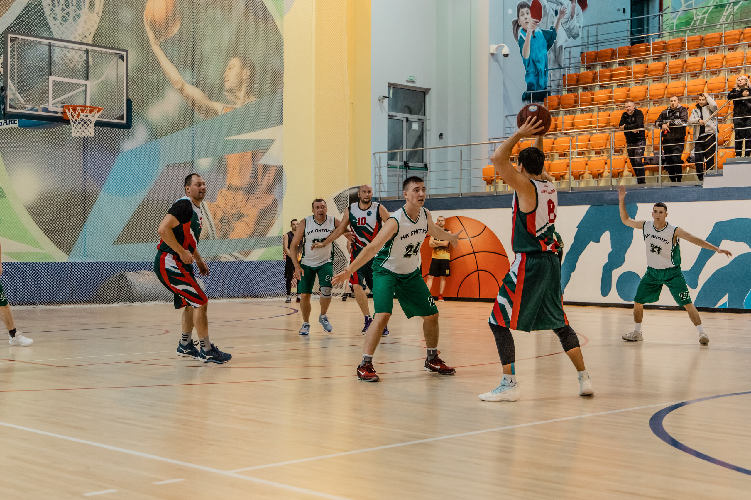 Соревнования по баскетболу в рамках городской спартакиады. Фотограф в Губкинском | Александра Артамонова