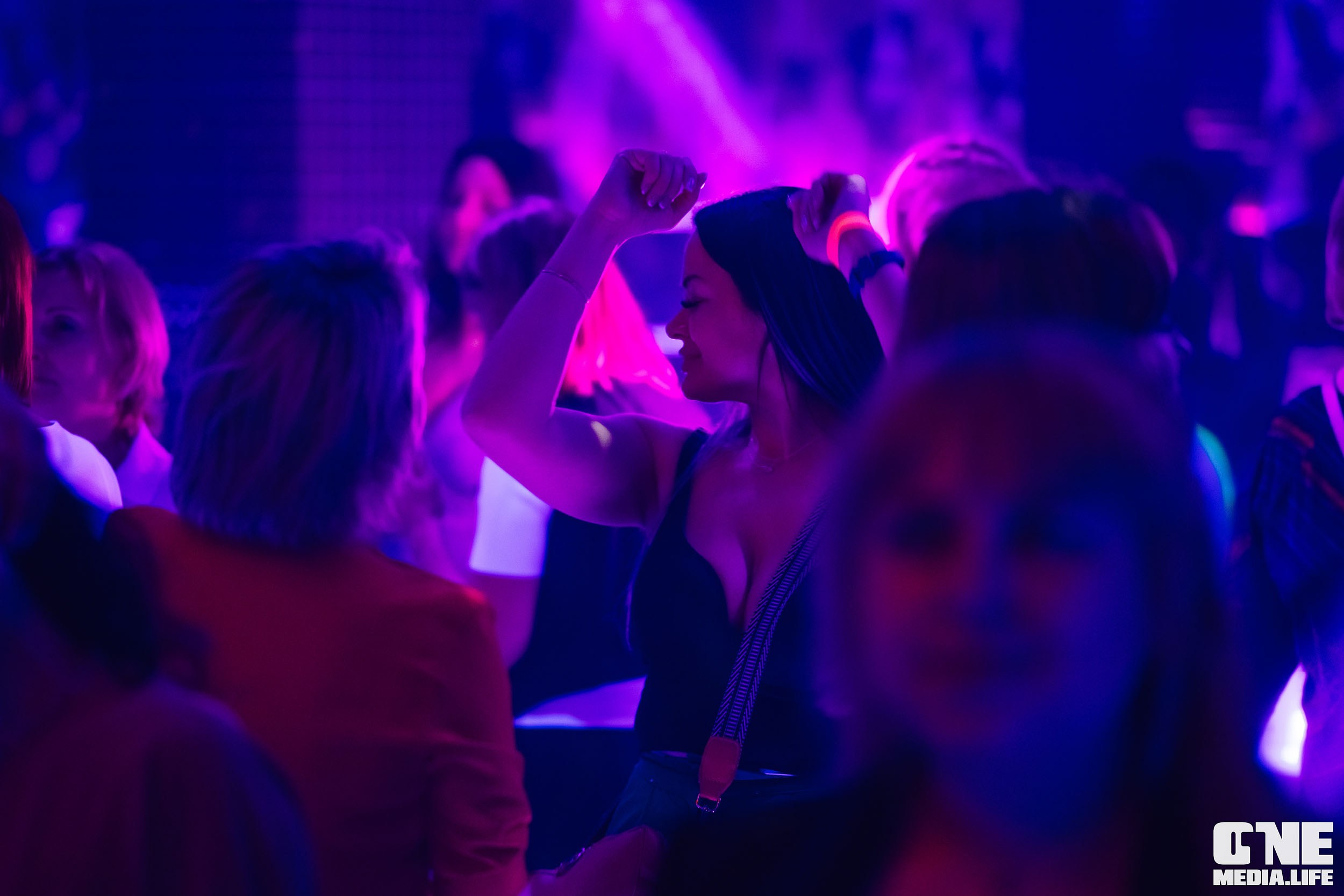 Концерт группы стрелки в Планете 13 апреля. One Media Life: фоторепортажи, фотоотчеты с мероприятий и заведений