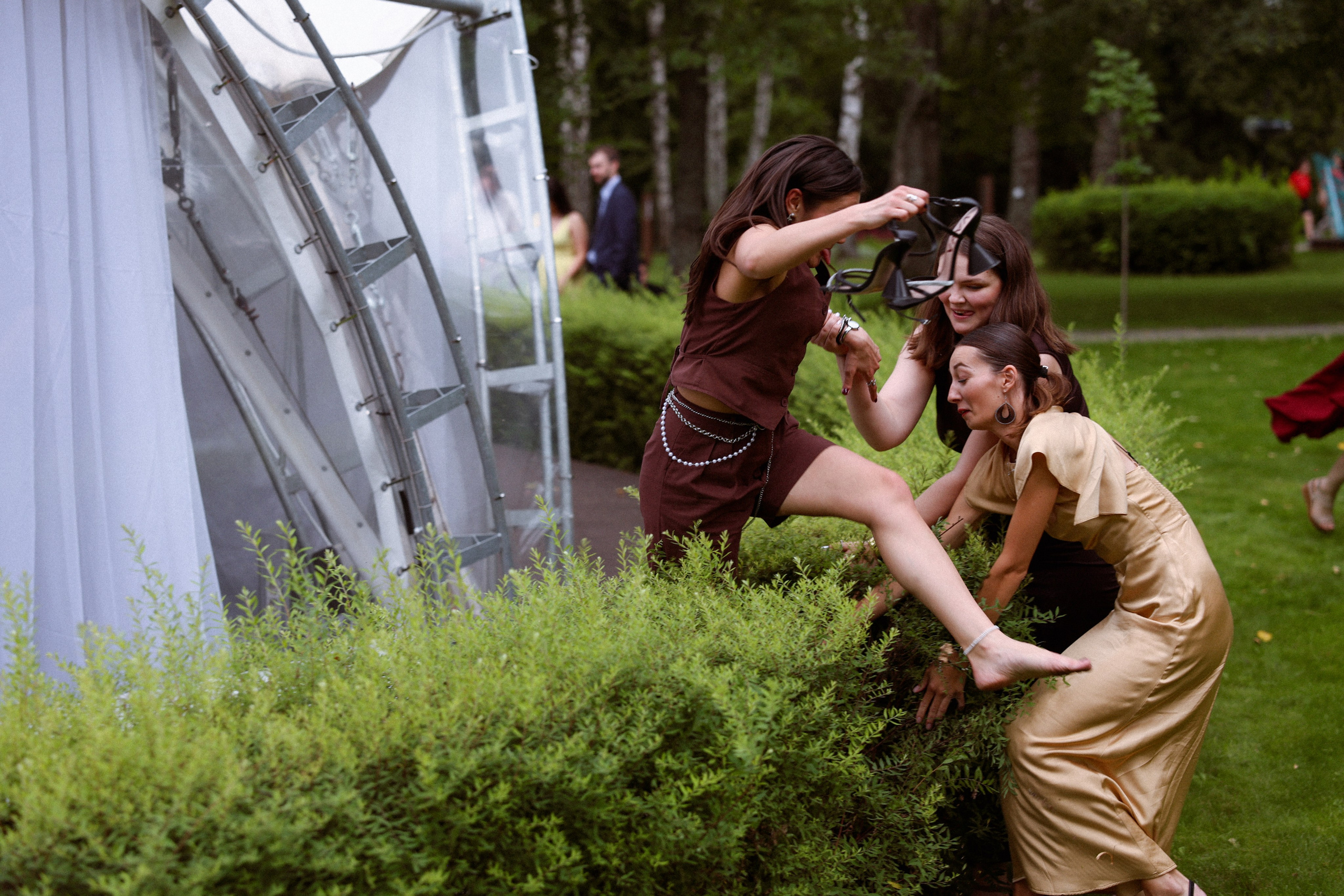 Гости на свадьбе