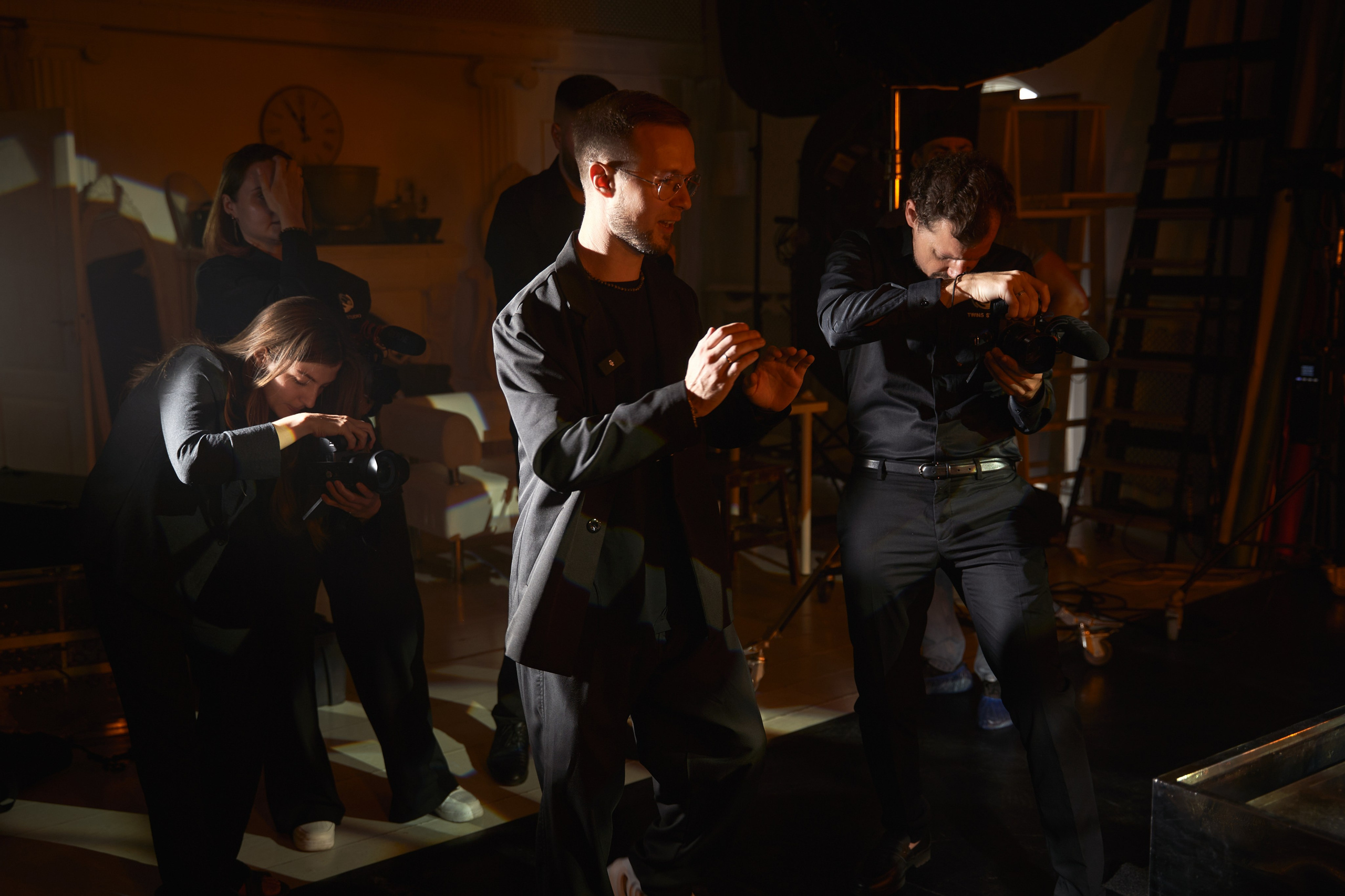 ТВИНС СТУДИО — лучшие фотографы и операторы Краснодара и России. ТВИНС СТУДИО — лучшие свадебные фотографы и видеографы в Краснодаре