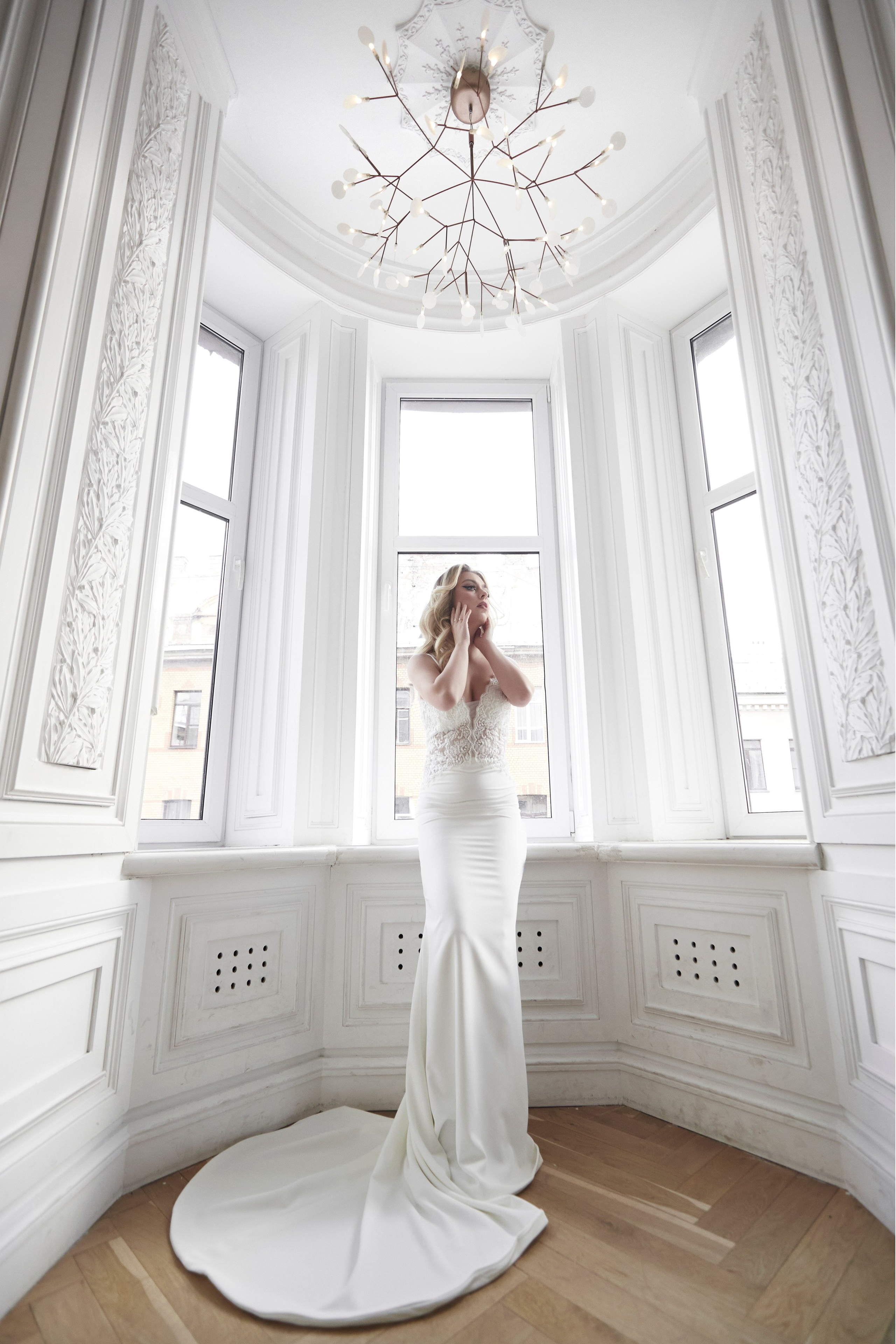 Я профессиональный фотограф, меня зовут Владимир Орешенков. Элегантная фотожурналистика, искренние эмоции, нетривиальные портреты в Санкт-Петербурге.