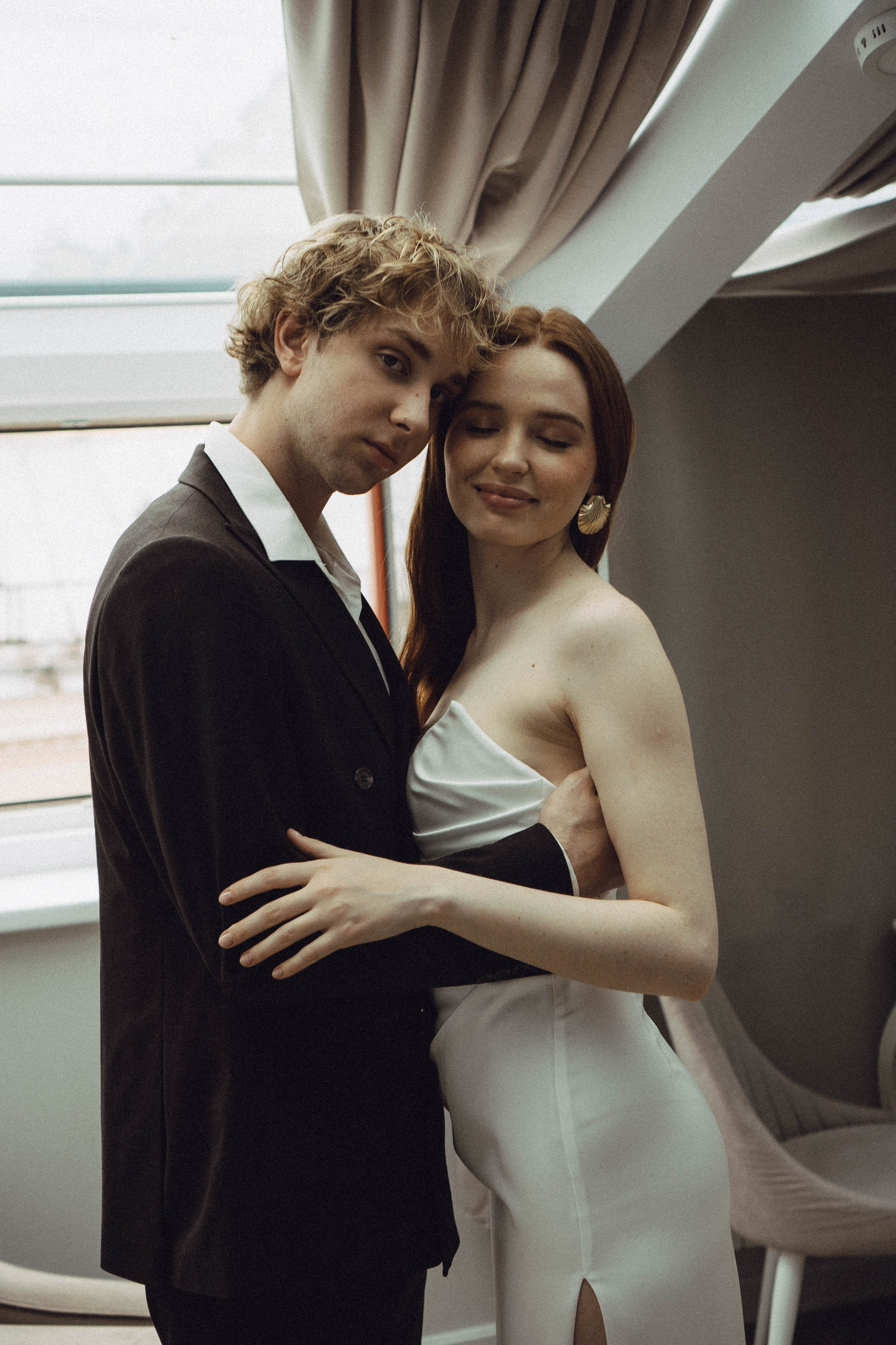 СВАДЕБНАЯ СЬЕМКА В ОТЕЛЕ. СБОРЫ ЖЕНИХА И НЕВЕСТЫ И ТАКЖЕ ТОР И ПОДГОТОВКА К ПРОГУЛКЕ. Профессиональный фотограф, Санкт-Петербург — Виктория Богомолова