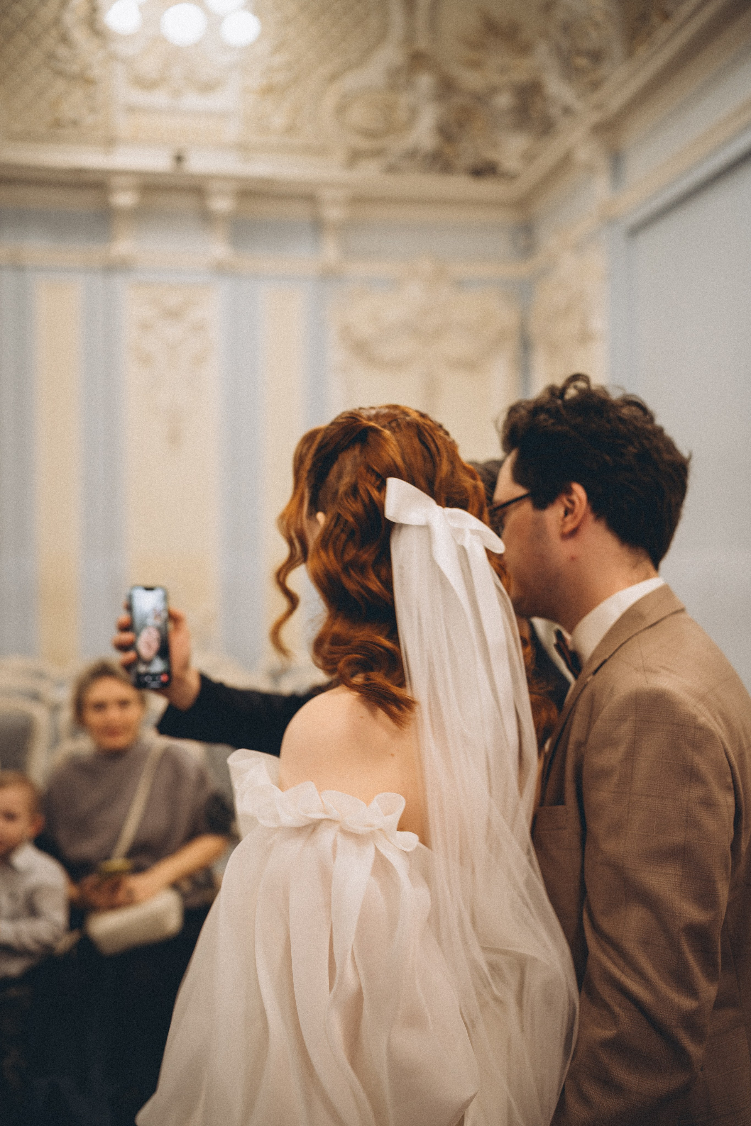 СВАДЕБНАЯ СЬЕМКА ВО ВТОРОМ ДВОРЦЕ С ГОСТЯМИ И ПРОГУЛКА В ТАВРИЧЕСКОМ САДУ. Профессиональный фотограф, Санкт-Петербург — Виктория Богомолова