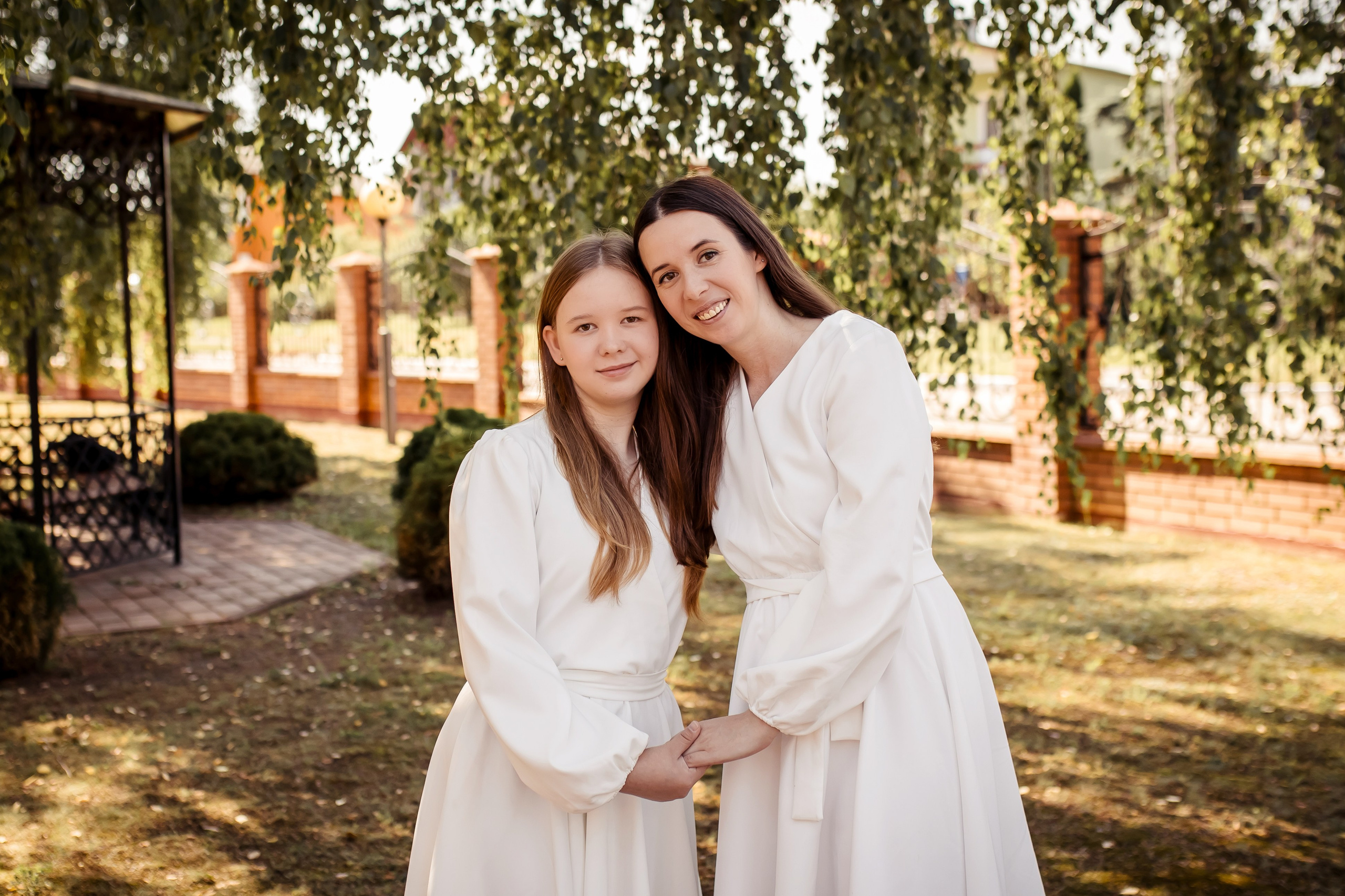 Крещение Милании и Эмилии