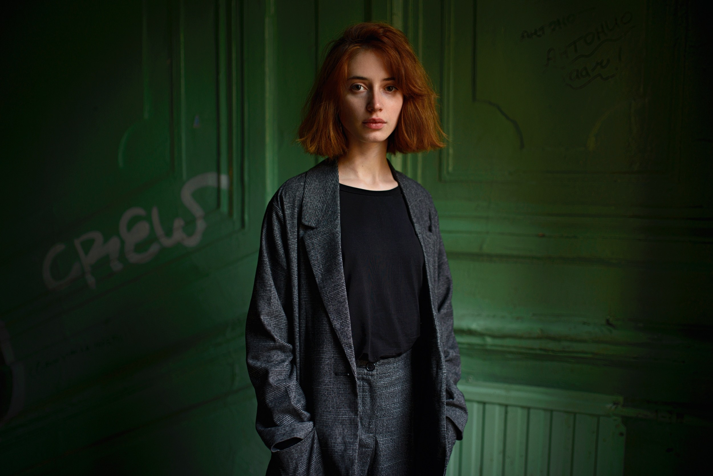 Юля. Непарадное в парадных