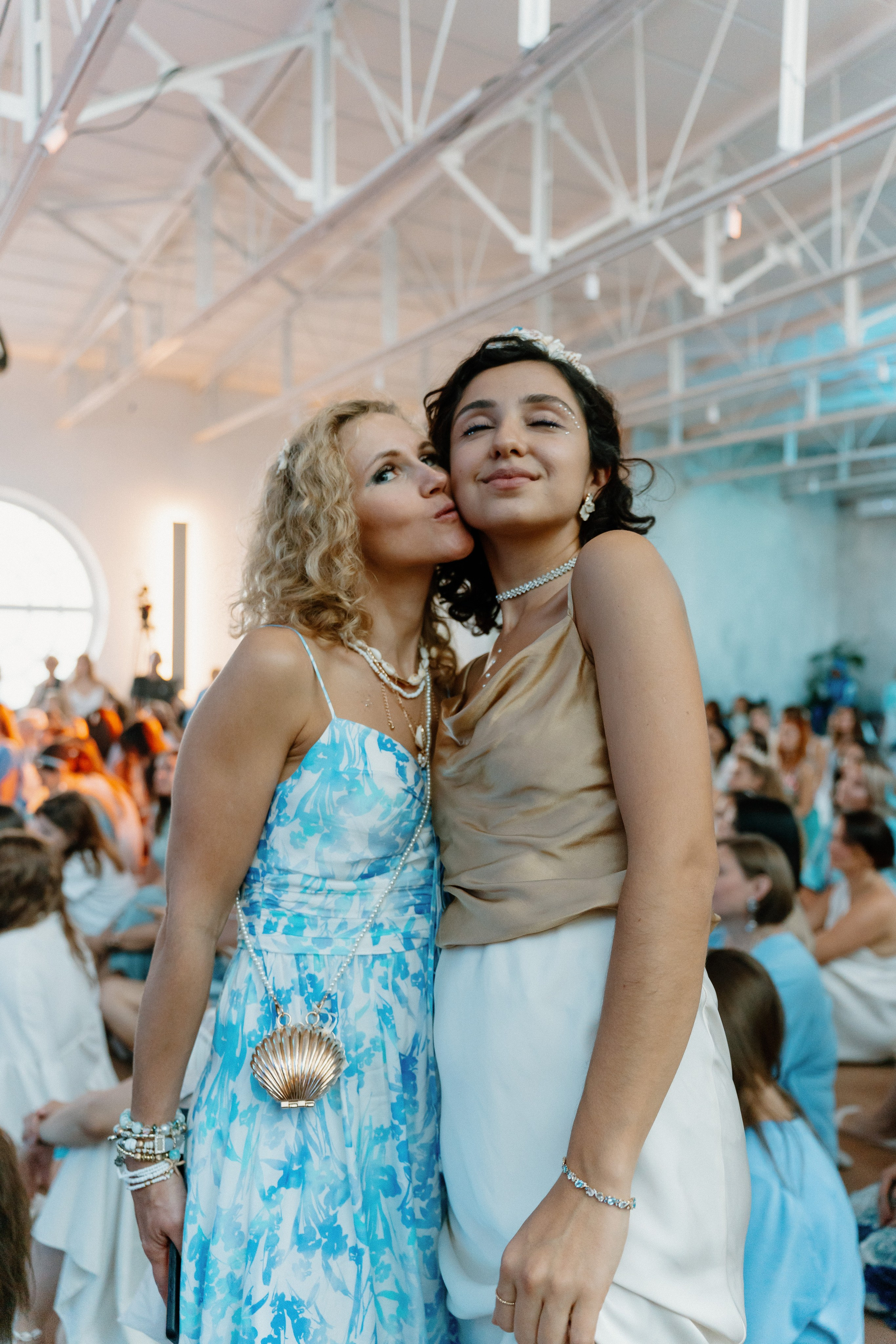 Festival Umerotvorine By Pramika. Я занимаюсь событийной, свадебной, товарной, студийной… фотографией