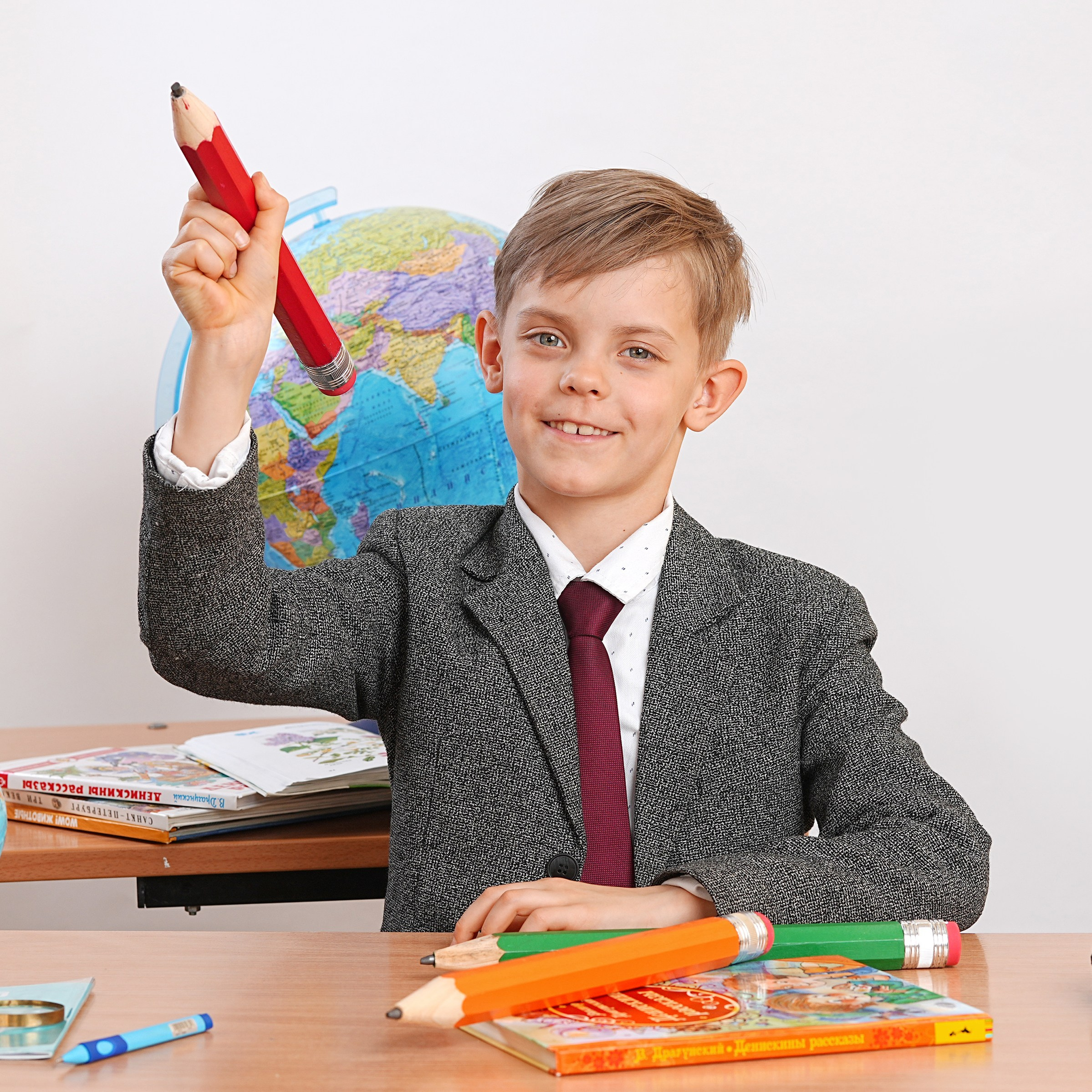 Тематические фотосессии «ЗДРАВСТВУЙ, ШКОЛА!». Школьная фотография в Санкт-Петербурге, выпускные альбомы, фотосессии