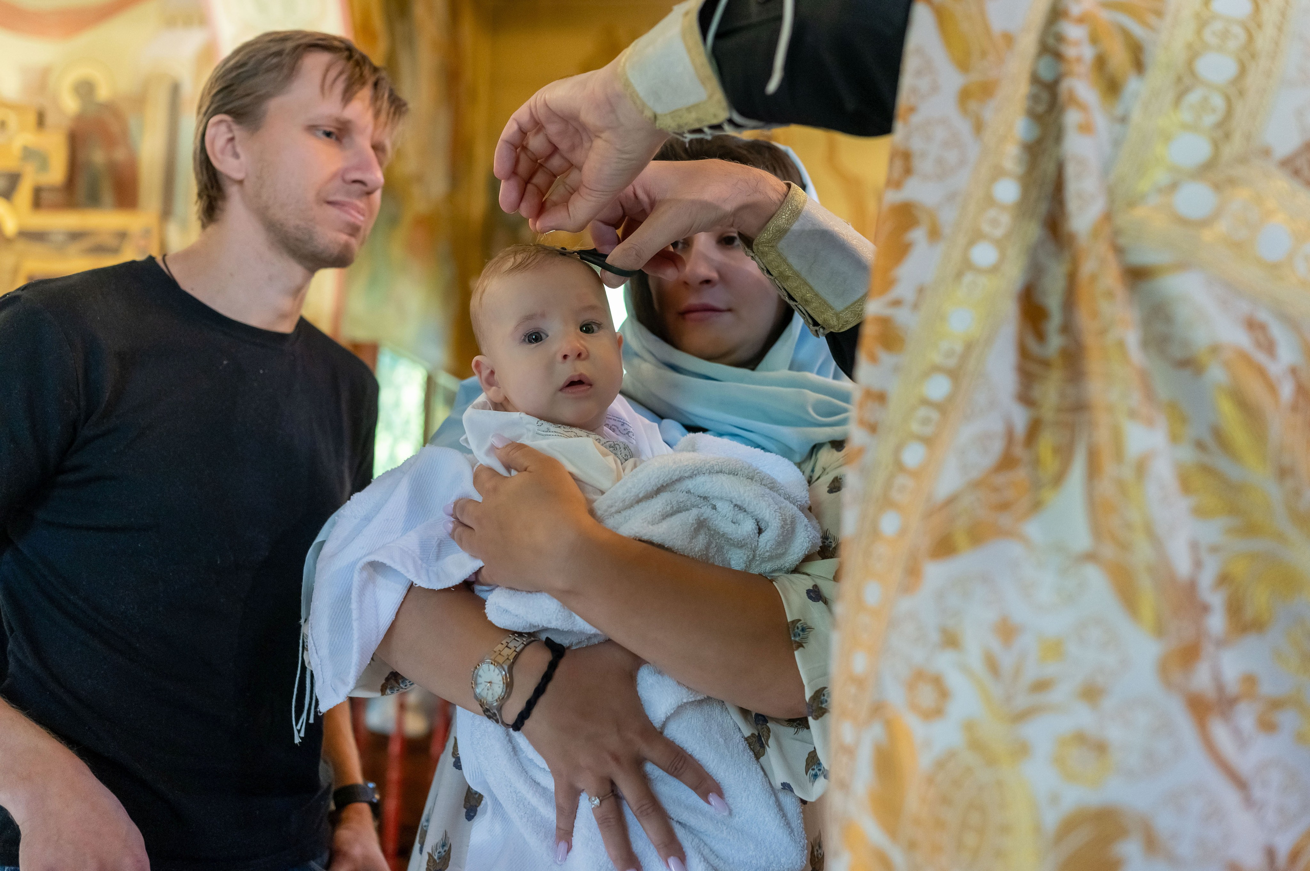 Крещение Георгия в Сергиевском храме пос. Кратово. Семейный фотограф в г. Воскресенск Наталия Молева
