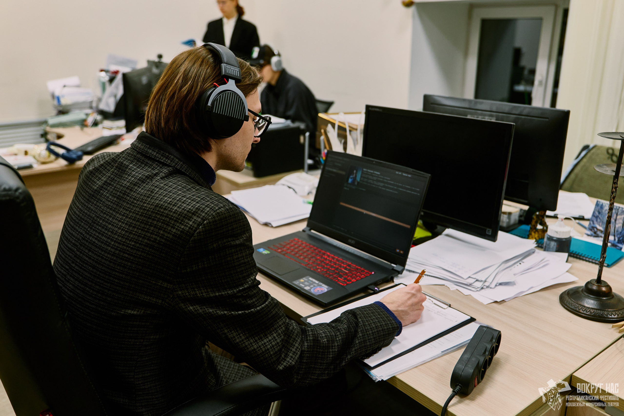 Вокруг Нас — Съёмка иммерсивного театра | Фотограф Казань. Фотограф Халитов Фидаиль — Казань | Мероприятия, Портреты, Репортажи