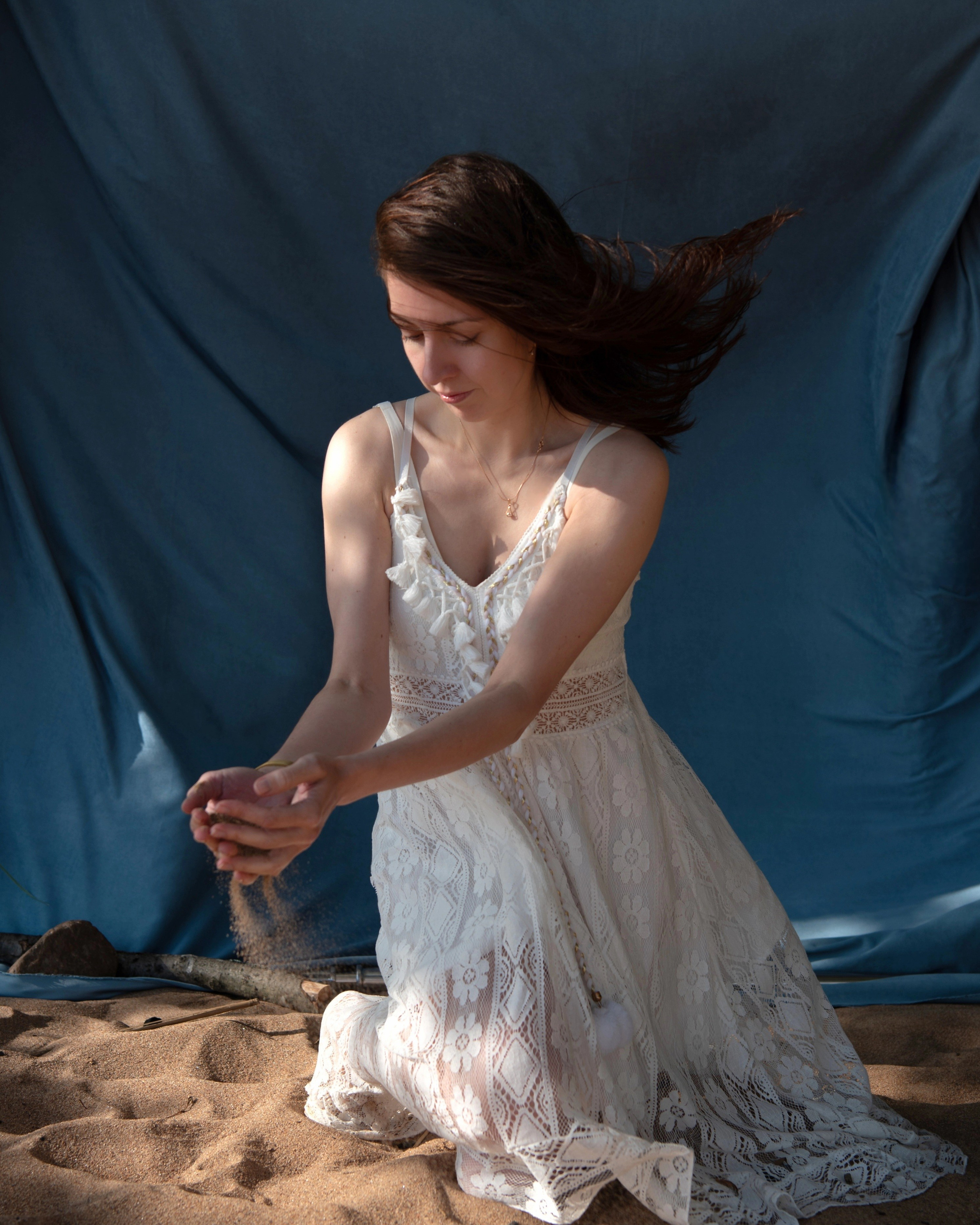 Галя на берегу финского залива. Фотограф в СПБ Светлана Князева