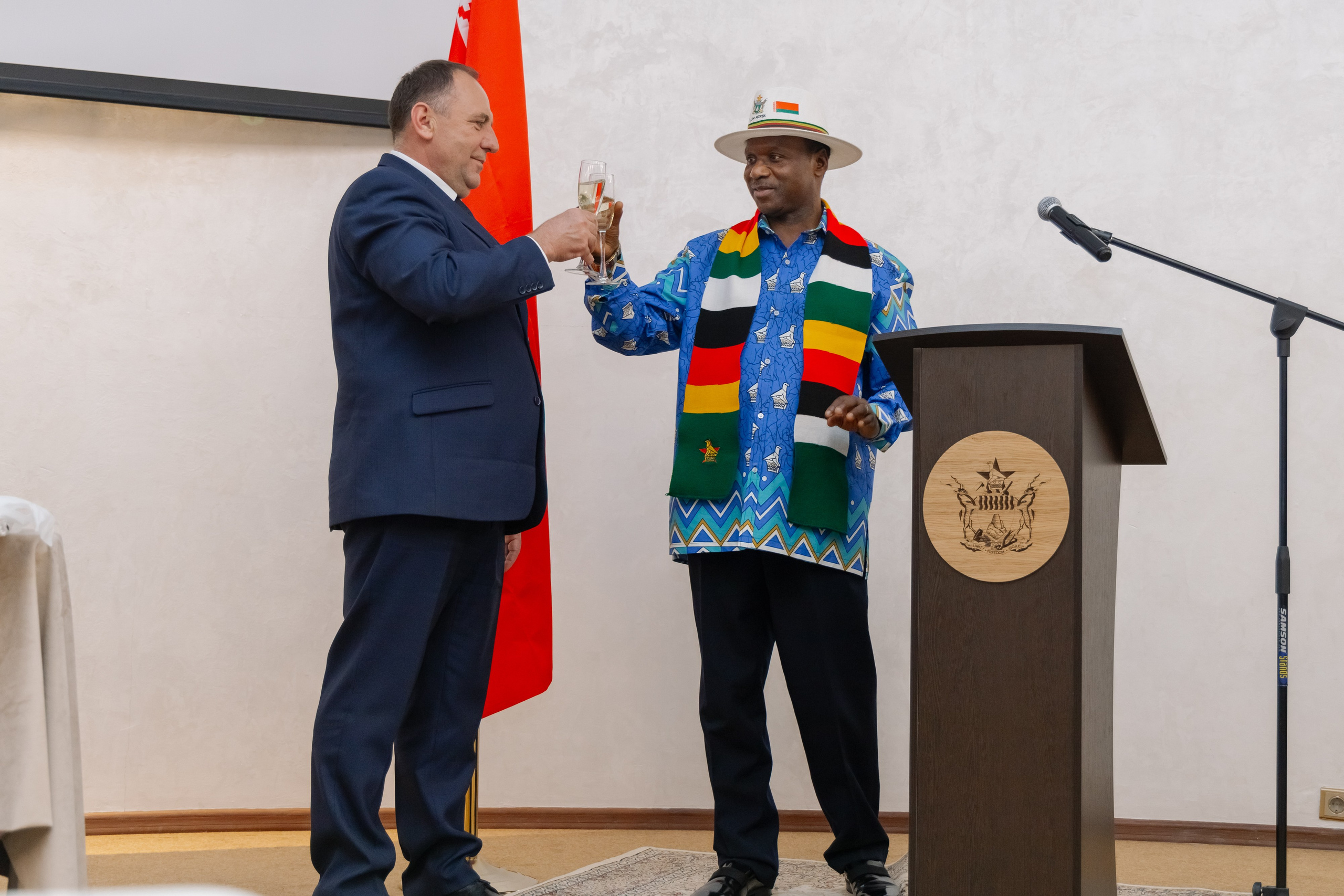 Фотосъемка делегации Посольства Зимбабве в Минске. Свадебный фотограф в Минске/Беларуси Сергей Спиридонов