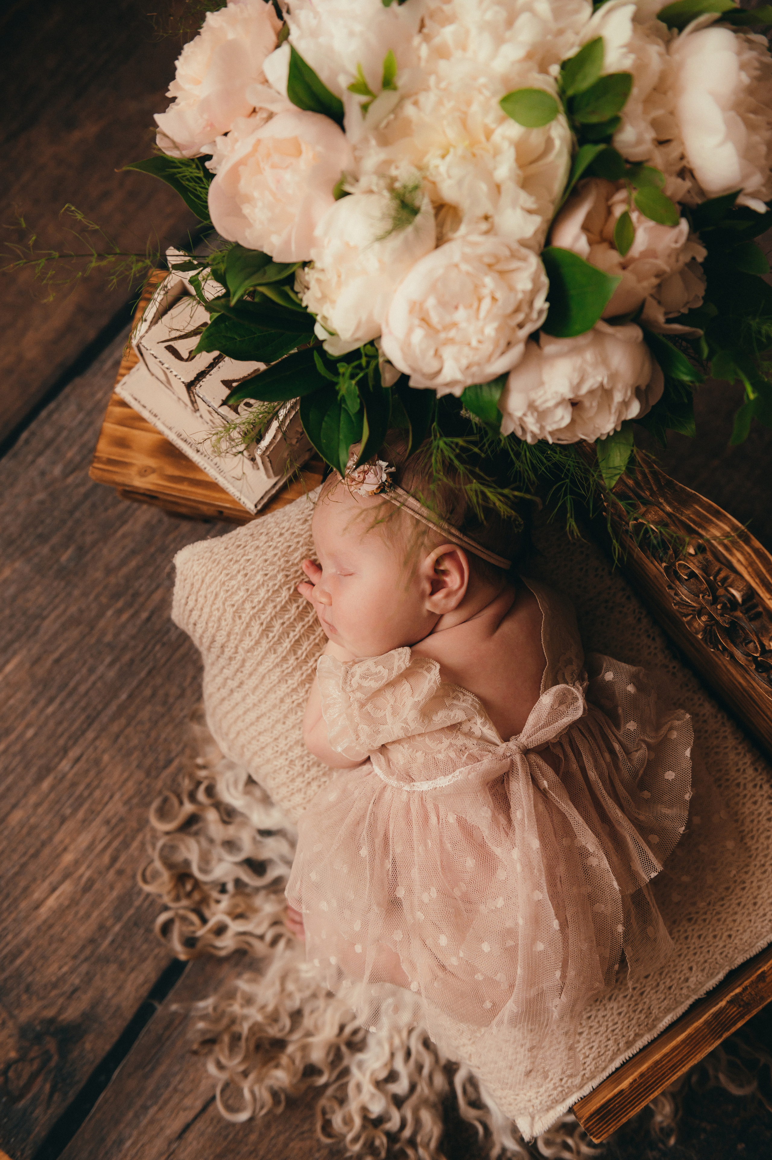 Классический ньюборн. Семейный, детский и фотограф ньюборн в Нижнем Новгороде