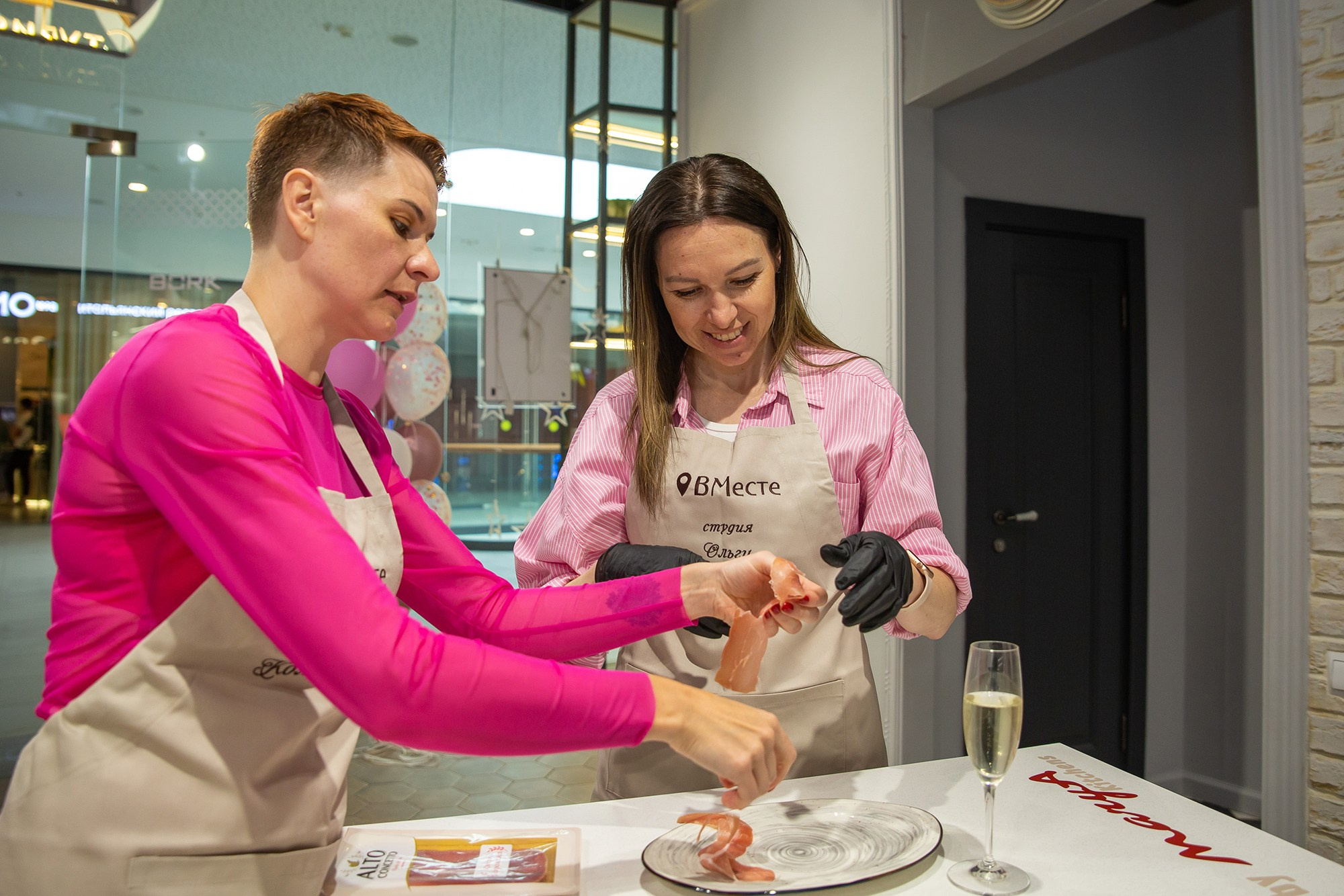 Party!. Портретный и репортажный фотограф в Москве Денис Машков
