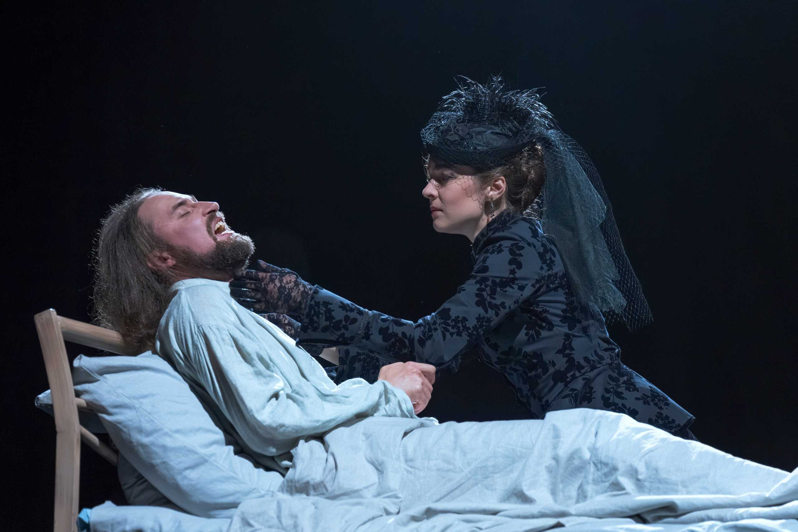 Театр Роста: Отцы и Дети. Сайт фотографа Сергея Абрамова