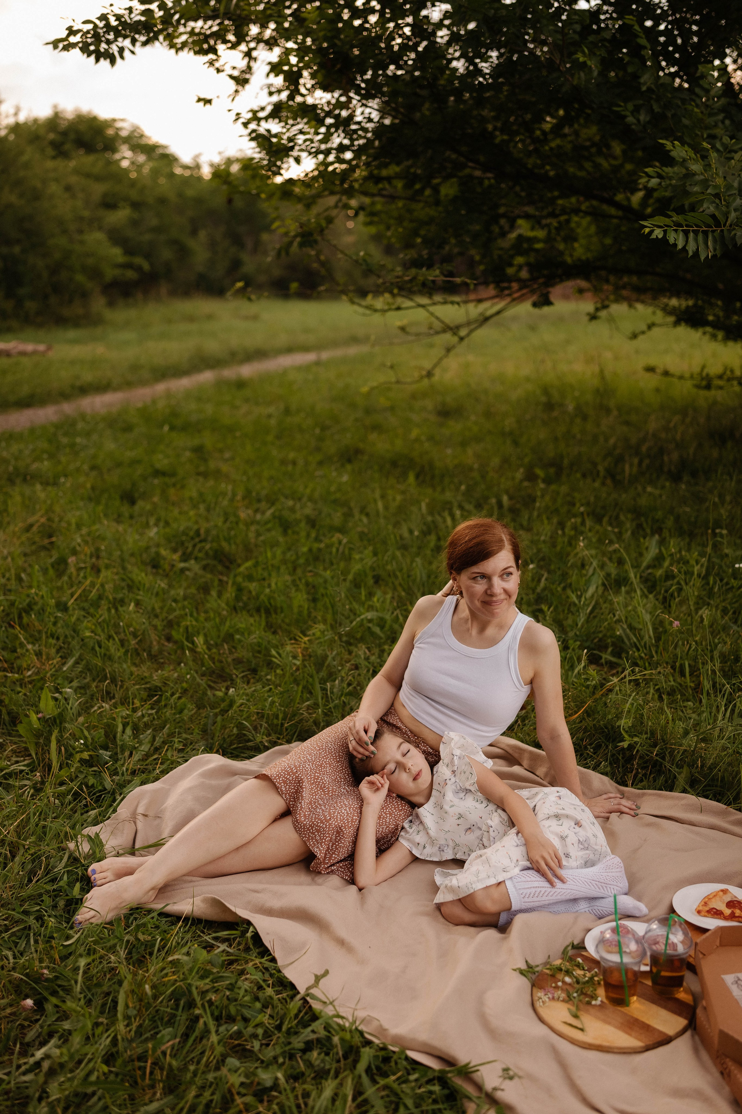 Ира и Ева. Фотограф Катя Весна