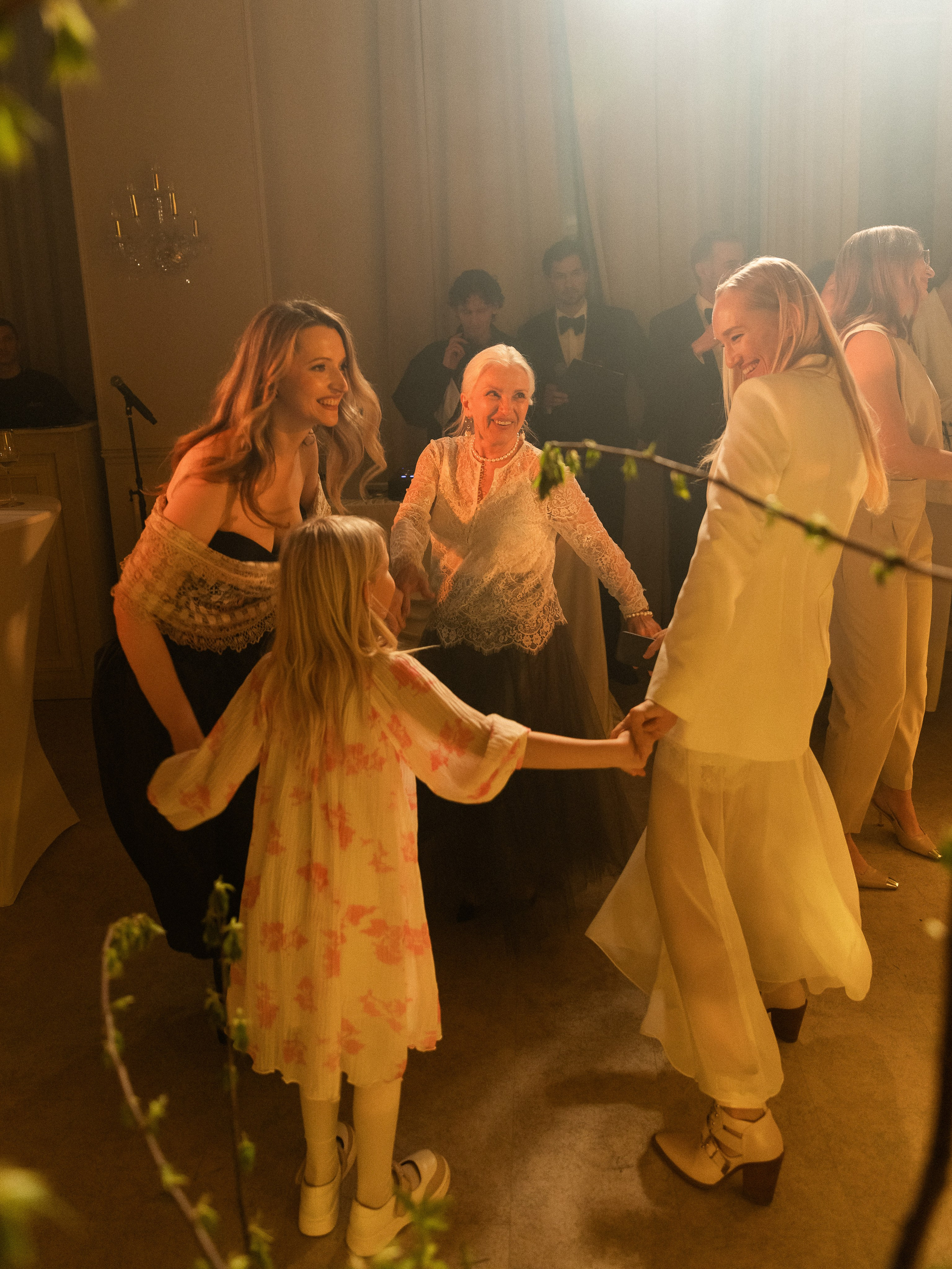 6 лет GREY CHIC. NesterovaMaria.ru