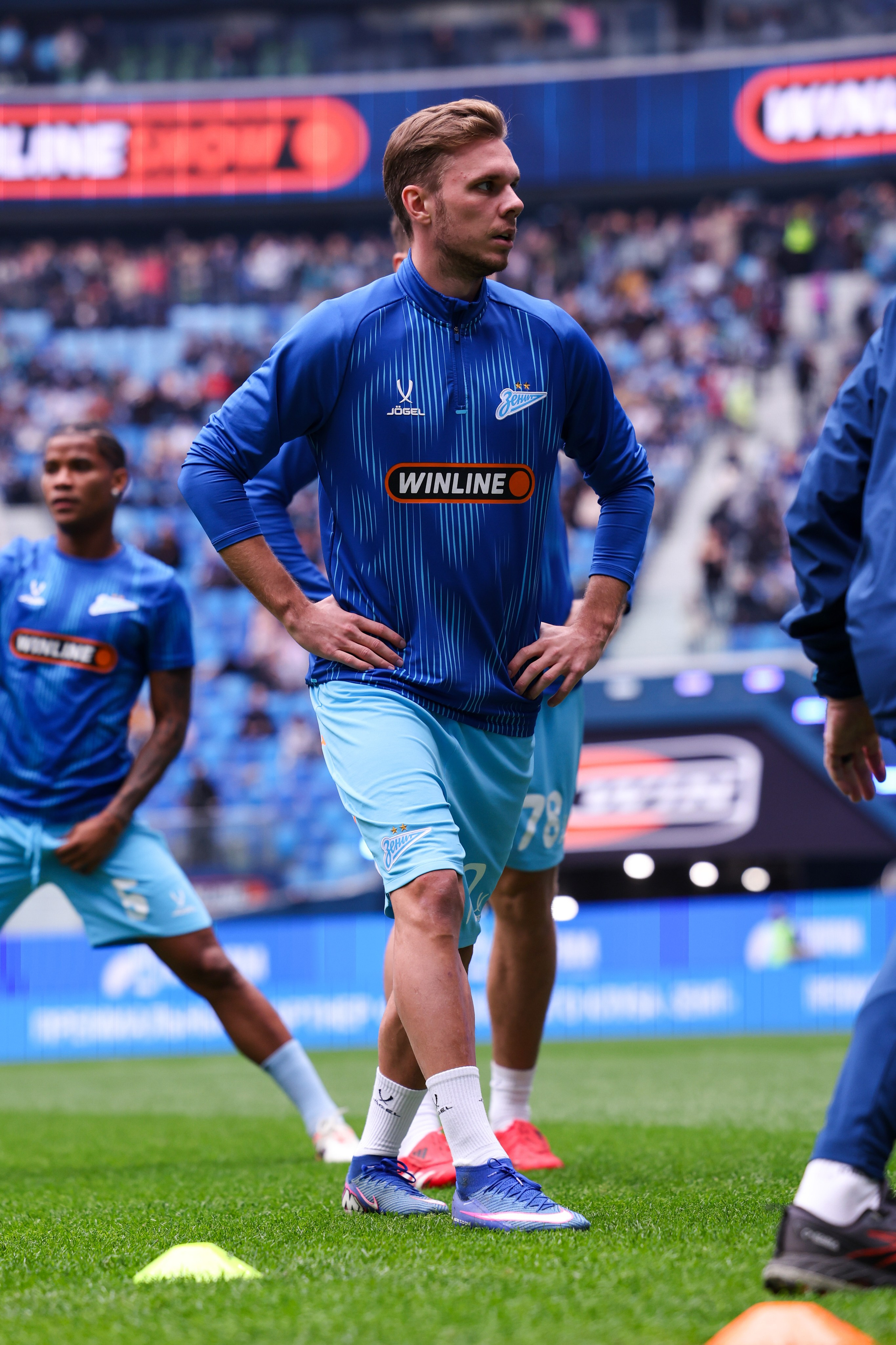 ФК «Зенит» — ФК «Крылья советов». Спортивный и репортажный фотограф Антон Тереханов