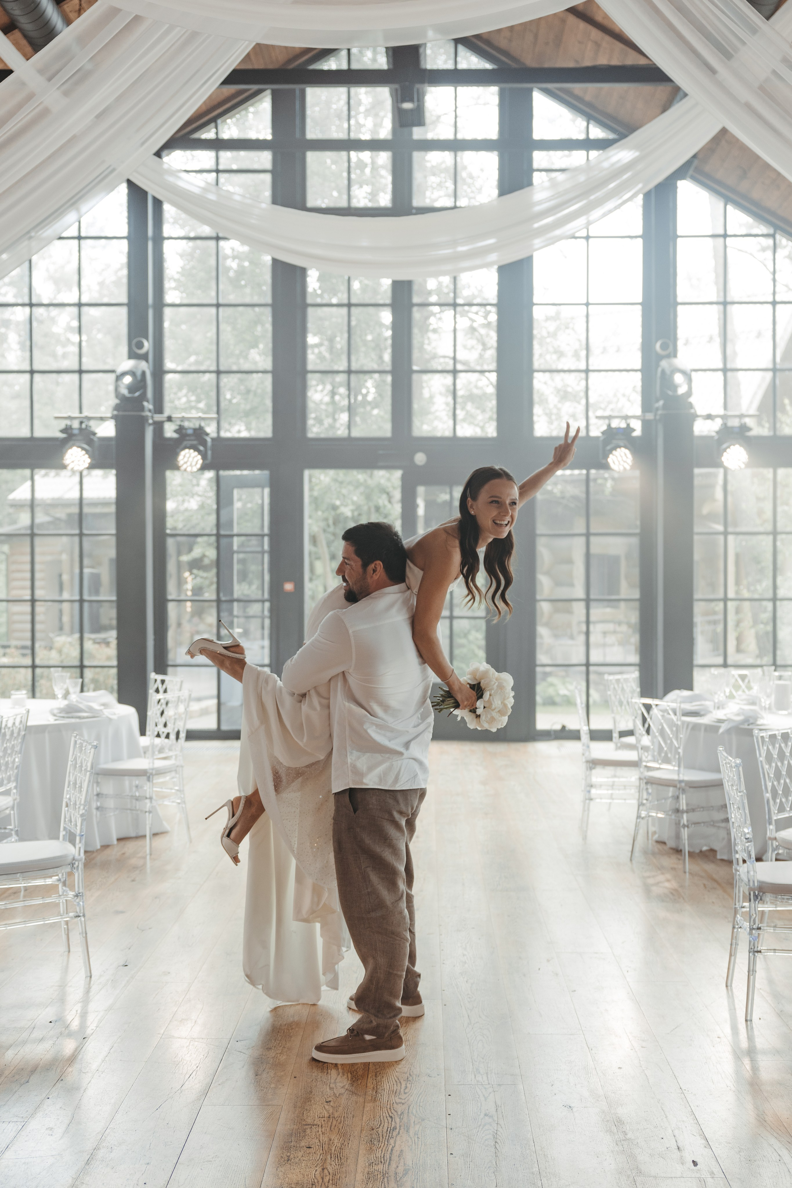 Свадебная съемка в Яхт-клубе SkyRiver, свадебная съемка в Яхт-клубе Скай Ривер. Свадебный фотограф Москва Анастасия Храмова