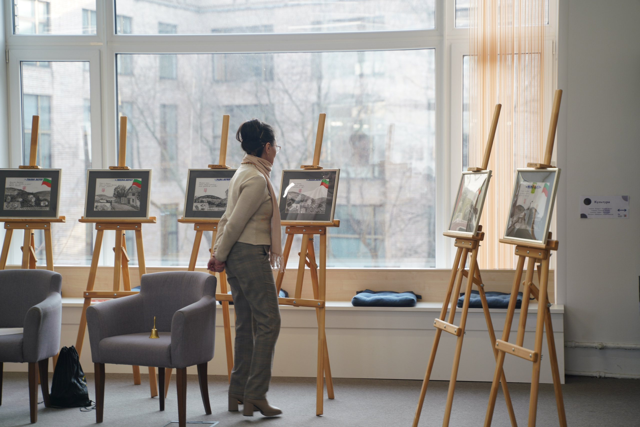 Съемка мастер-класса на открытии выставки Александра Белугина «Малка Верея» в Билиотеке иностранной литературы. Портретный и репортажный фотограф Наталья Горобец