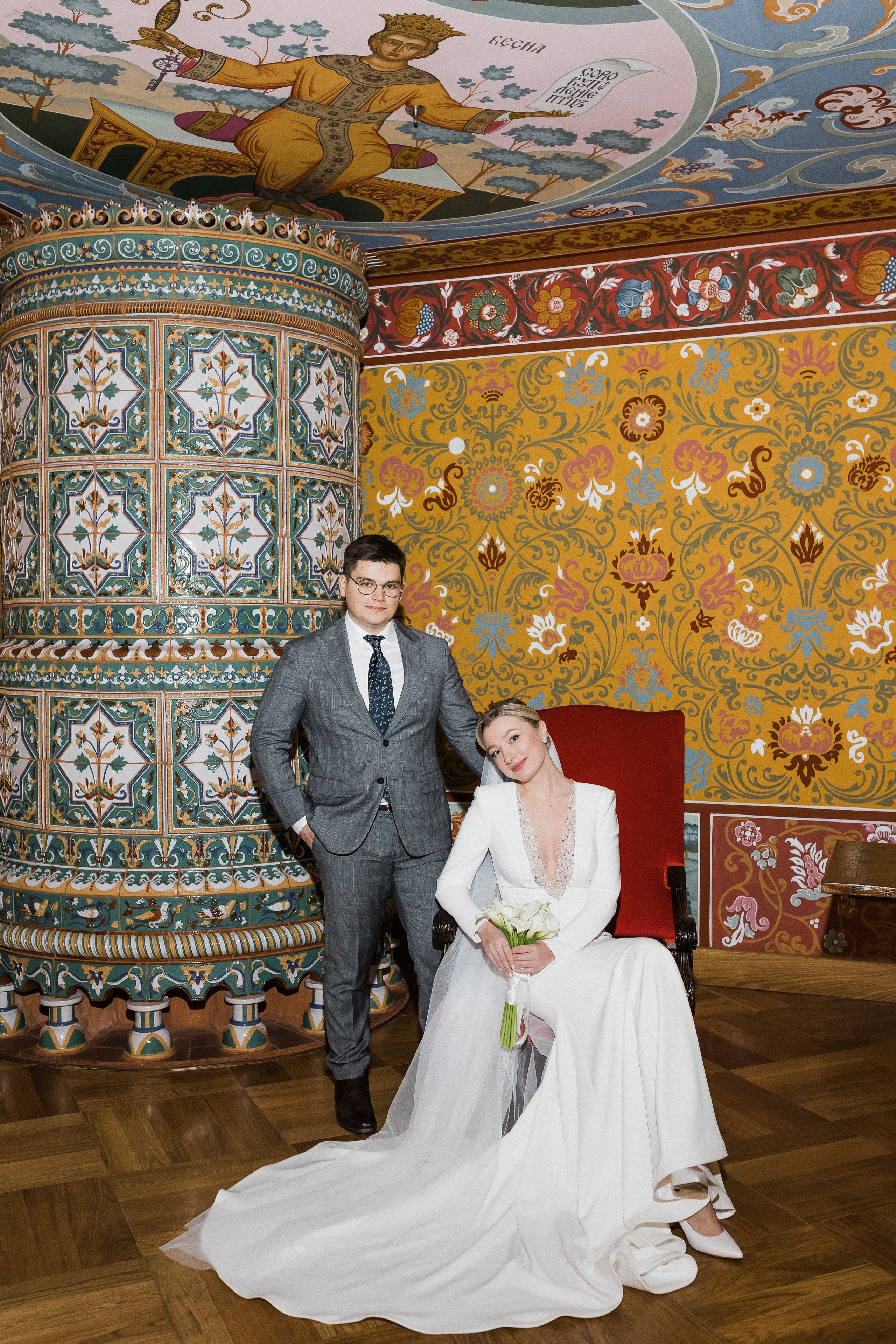 Свадебная фотосессия в Коломенском. Дворец царя Алексея Михайловича. Свадебный фотограф в Москве Мария Крош