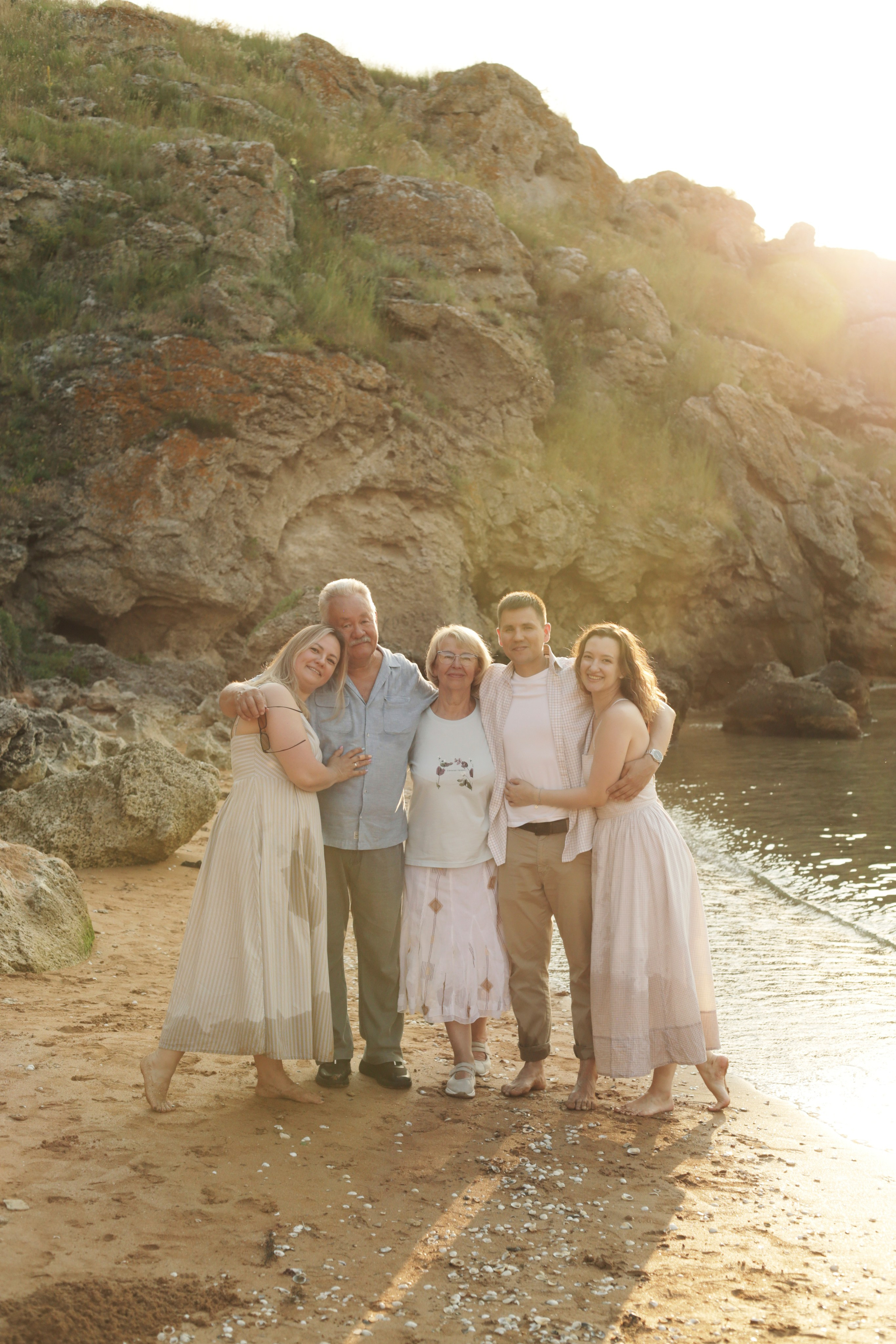 Большая семейная история | бухта Космонавтов. Семейный фотограф в Феодосии Брежнева Алла