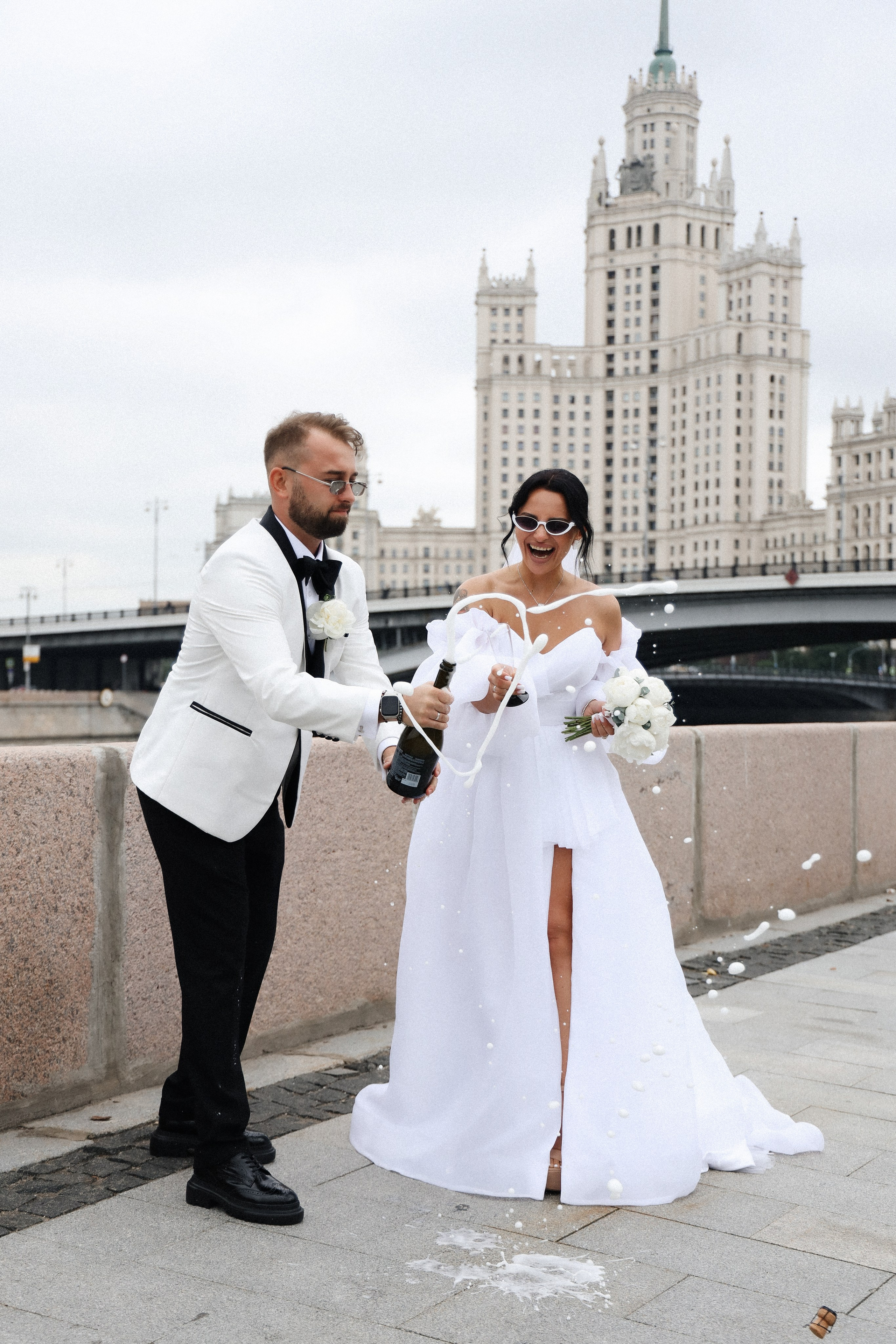 Т. + А. Роспись в Сити, прогулка по набережным Москвы. Семейный и lovestory фотограф в Москве Светлана Коняхина