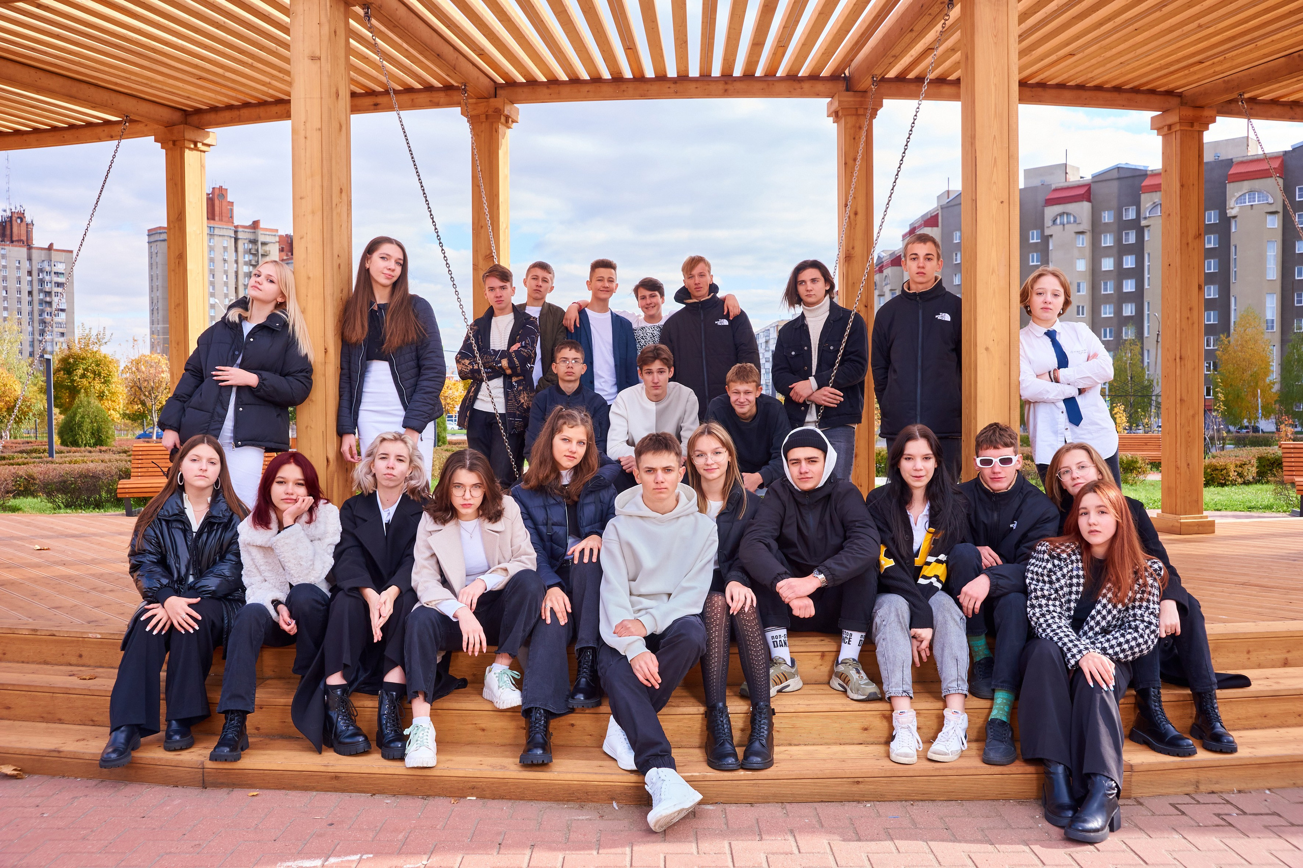 9 класс. Осень в парке. 2022. Childrenfoto.ru