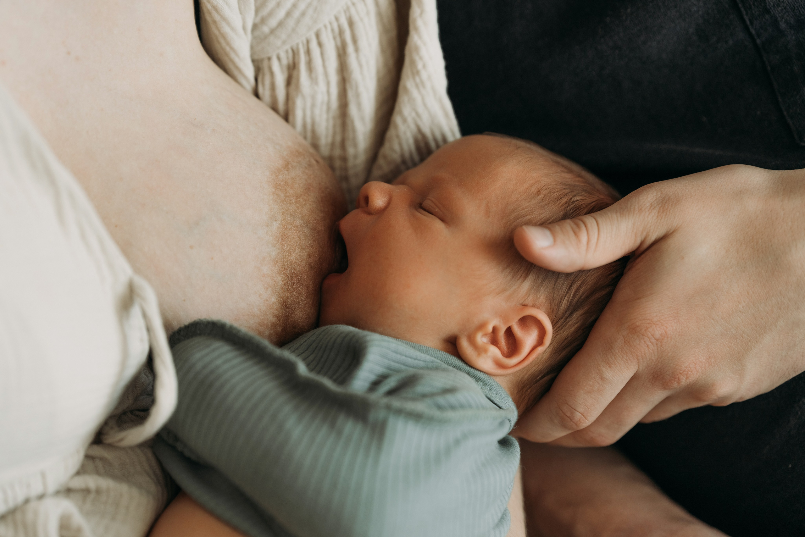 Фотосессия новорождённого в Санкт-Петербурге | Домашний формат. Семейный фотограф в Санкт-Петербурге — Наташа Тарасенко