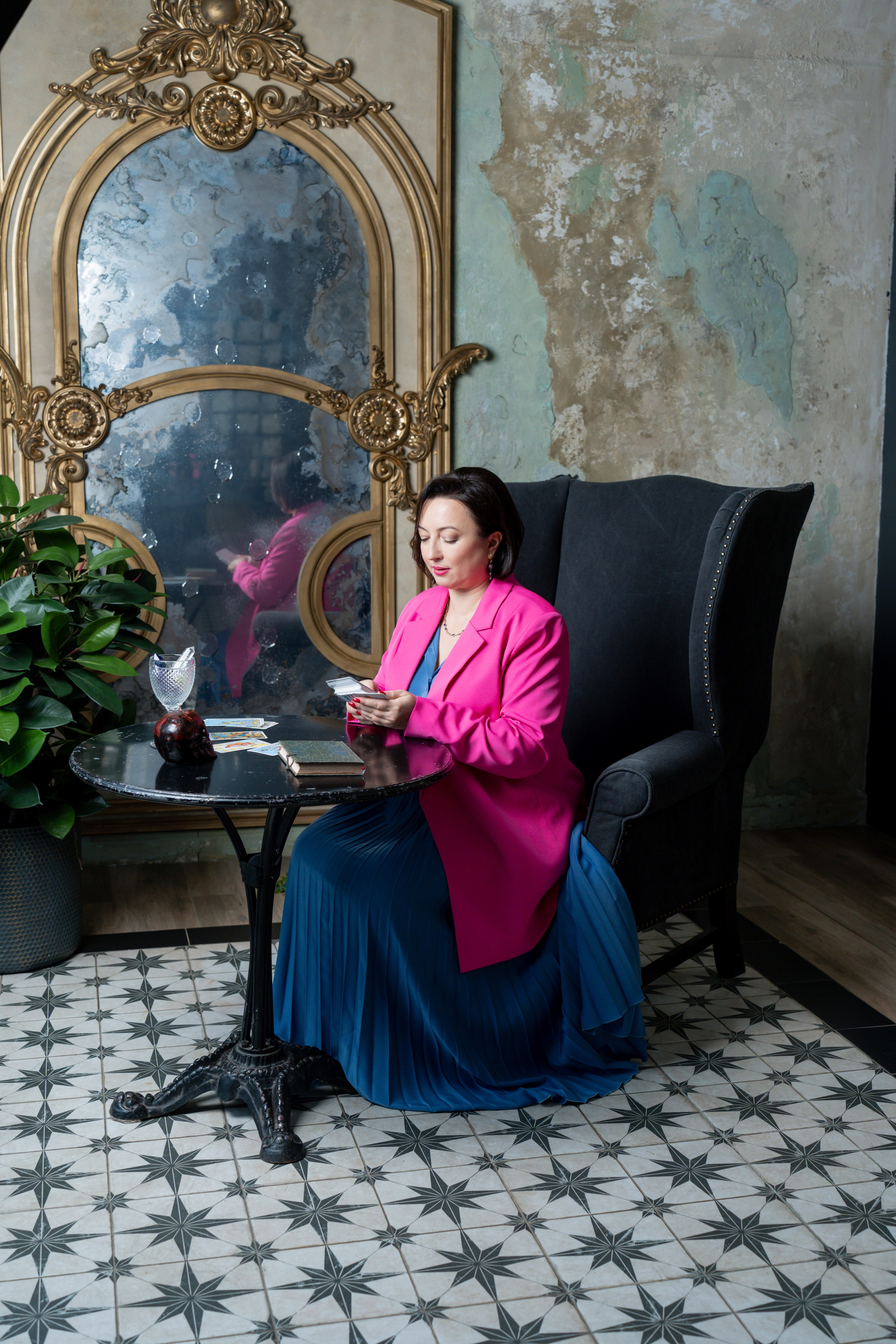 Таролог. Бренд контент фотограф Виктория Мурга, Москва и Зеленоград