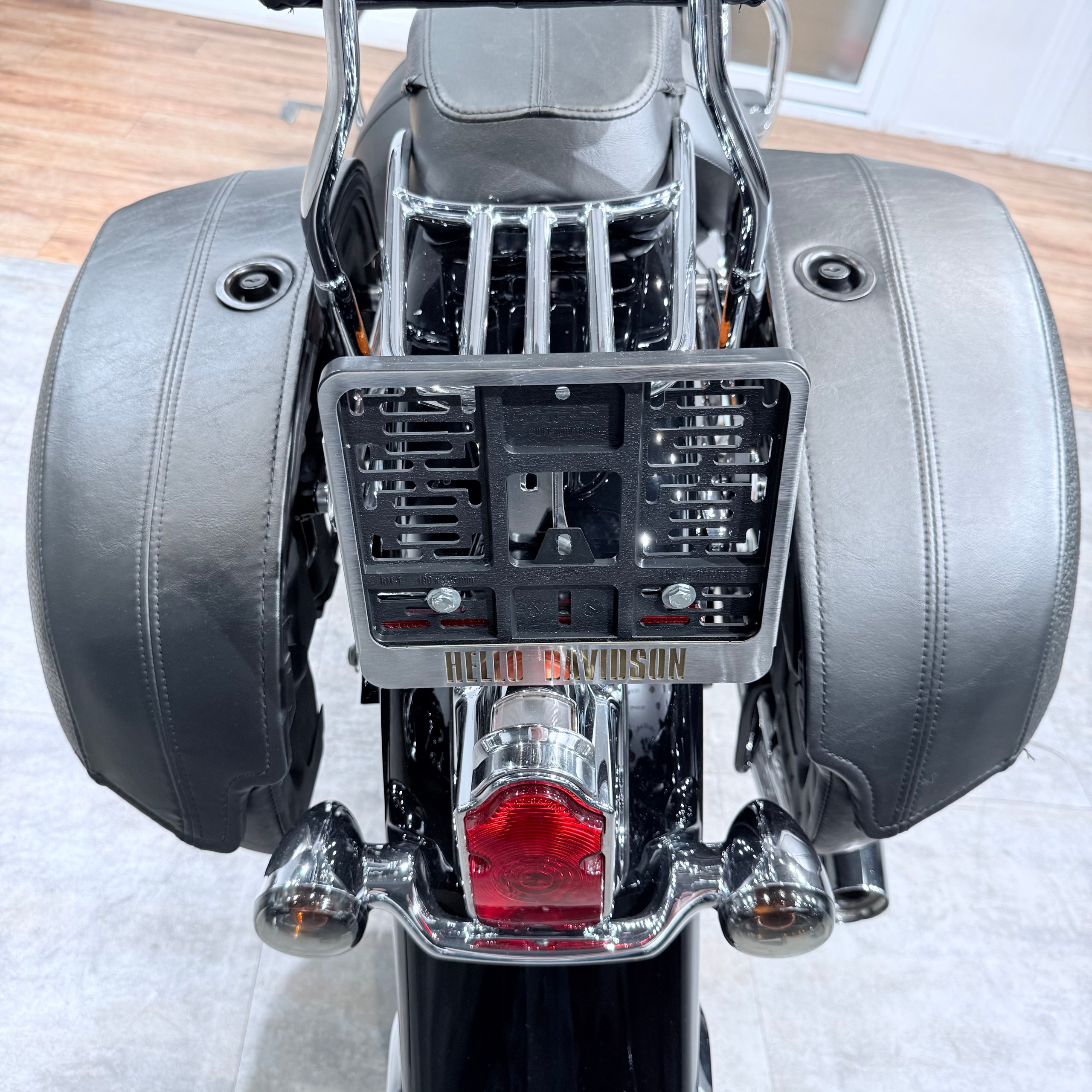 2011 Softail Deluхе АВS Vivd Black. Hello Davidson, Москва. Только хорошие мотоциклы…