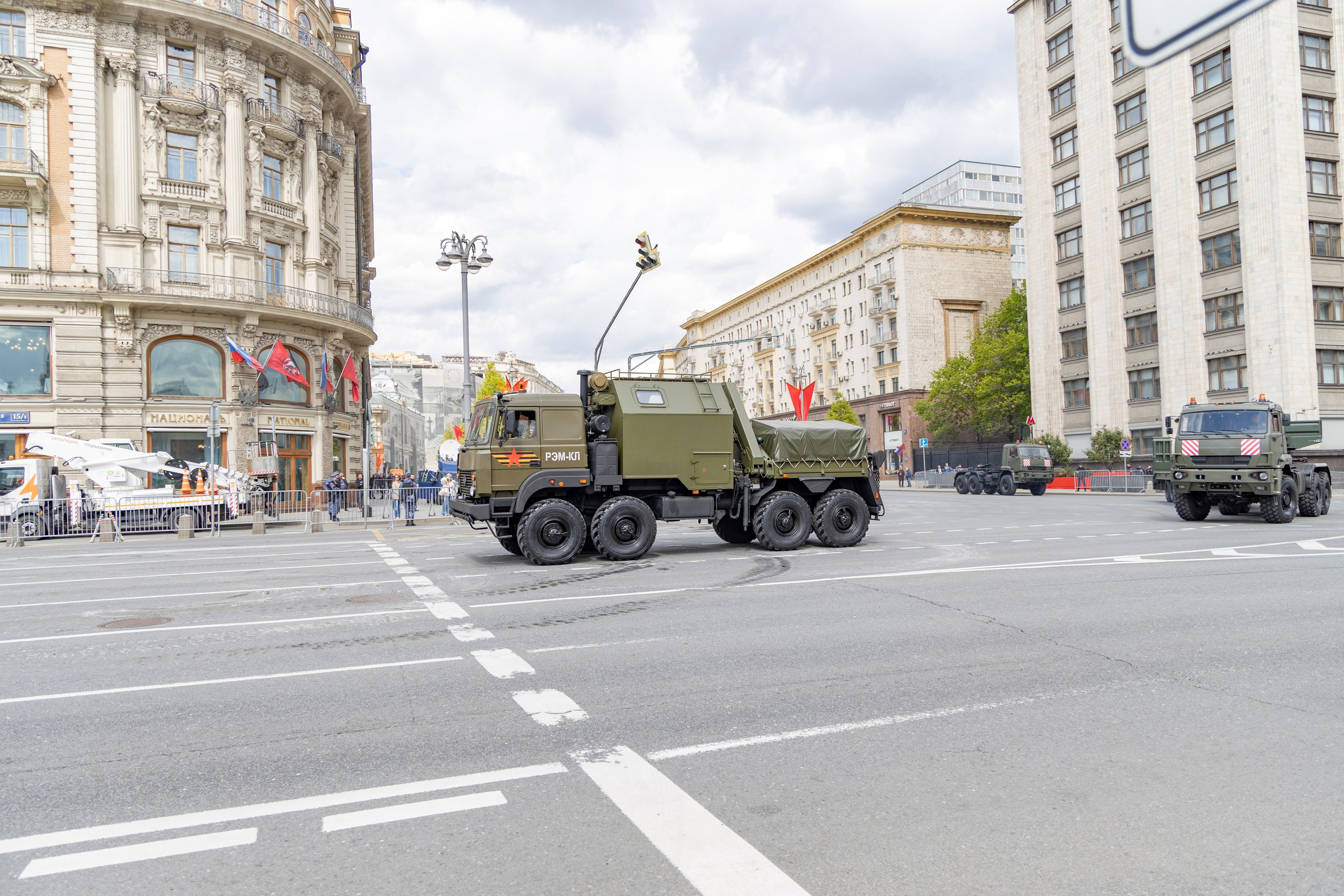 Репетиция парада победы 7 мая 2025 боевая техника. Репортажный, семейный и студийный фотограф в Москве Демин Алексей