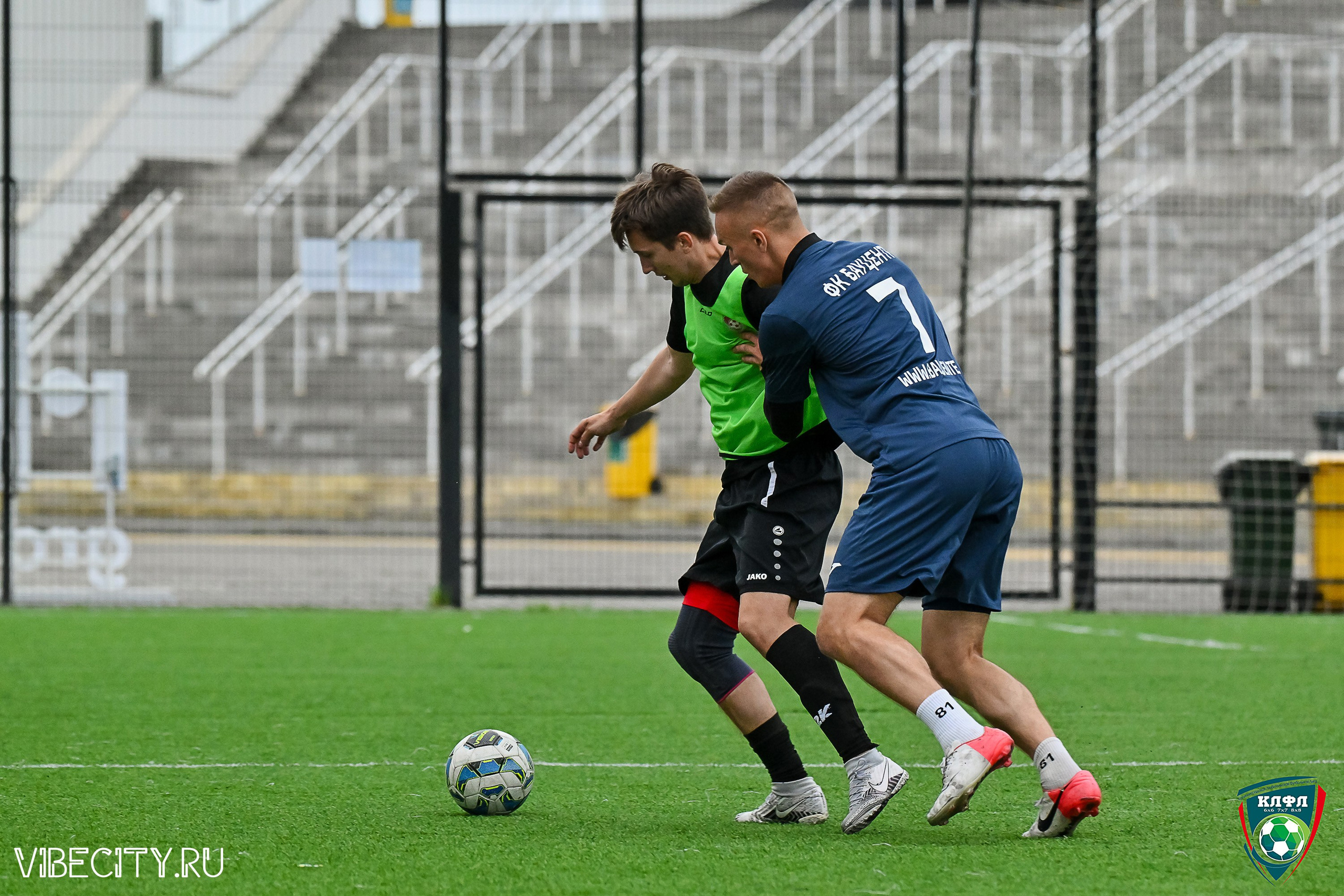 ФИНАЛЬНЫЕ МАТЧИ ПЛЕЙ-ОФФ XXl ЛЕТНЕГО КУБКА КАЛИНИНГРАДСКОЙ ЛФЛ. VIBECITY.RU Вайб Сити Ру Фоторепортажи Фотоотчеты Калининград