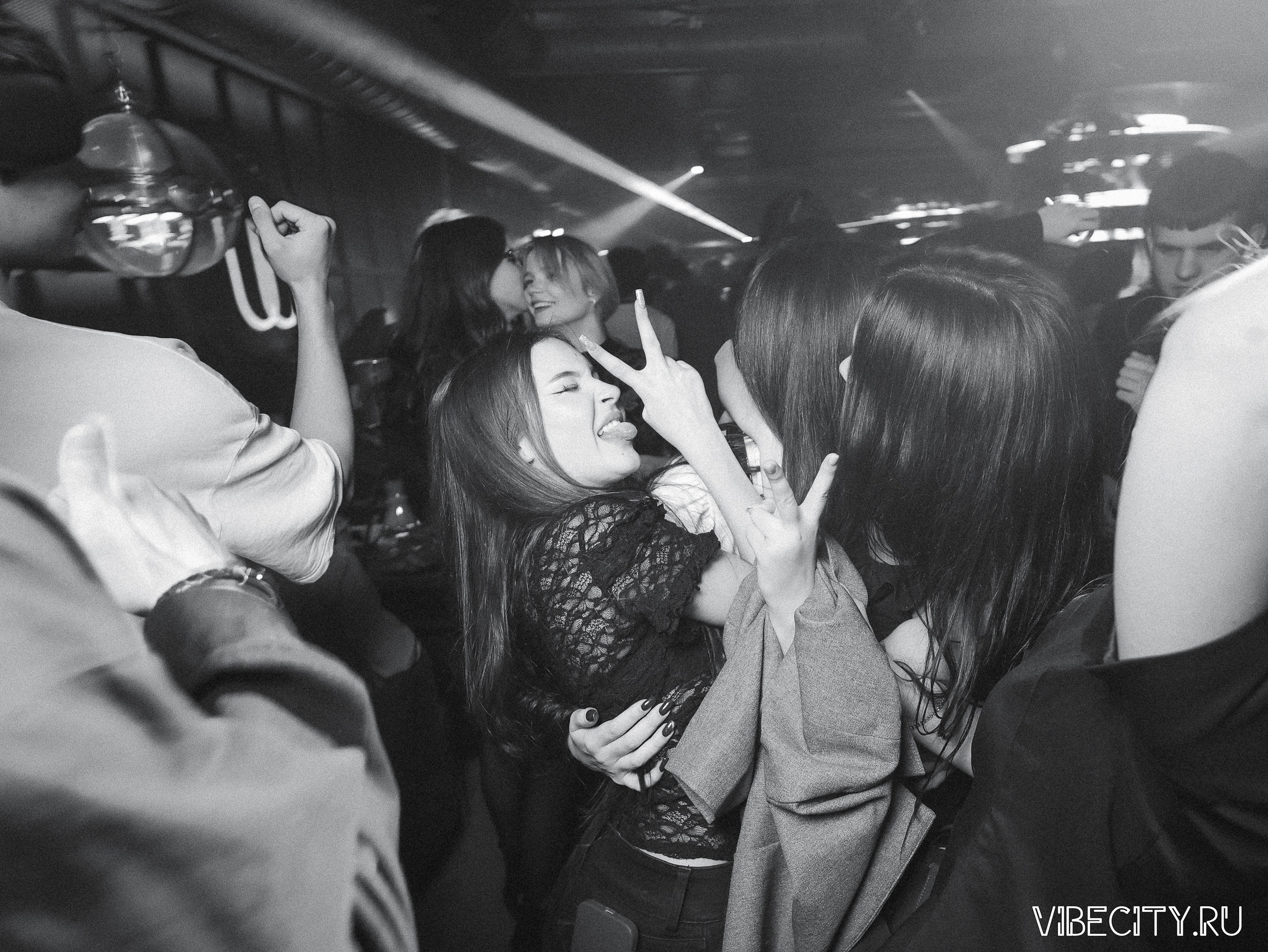 DOUBLE U. VIBECITY.RU Вайб Сити Ру Фоторепортажи Фотоотчеты Калининград