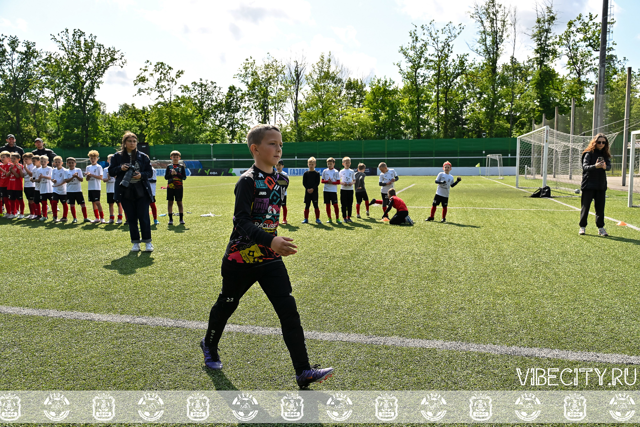 Большие Звезды светят Малым. VIBECITY.RU Вайб Сити Ру Фоторепортажи Фотоотчеты Калининград