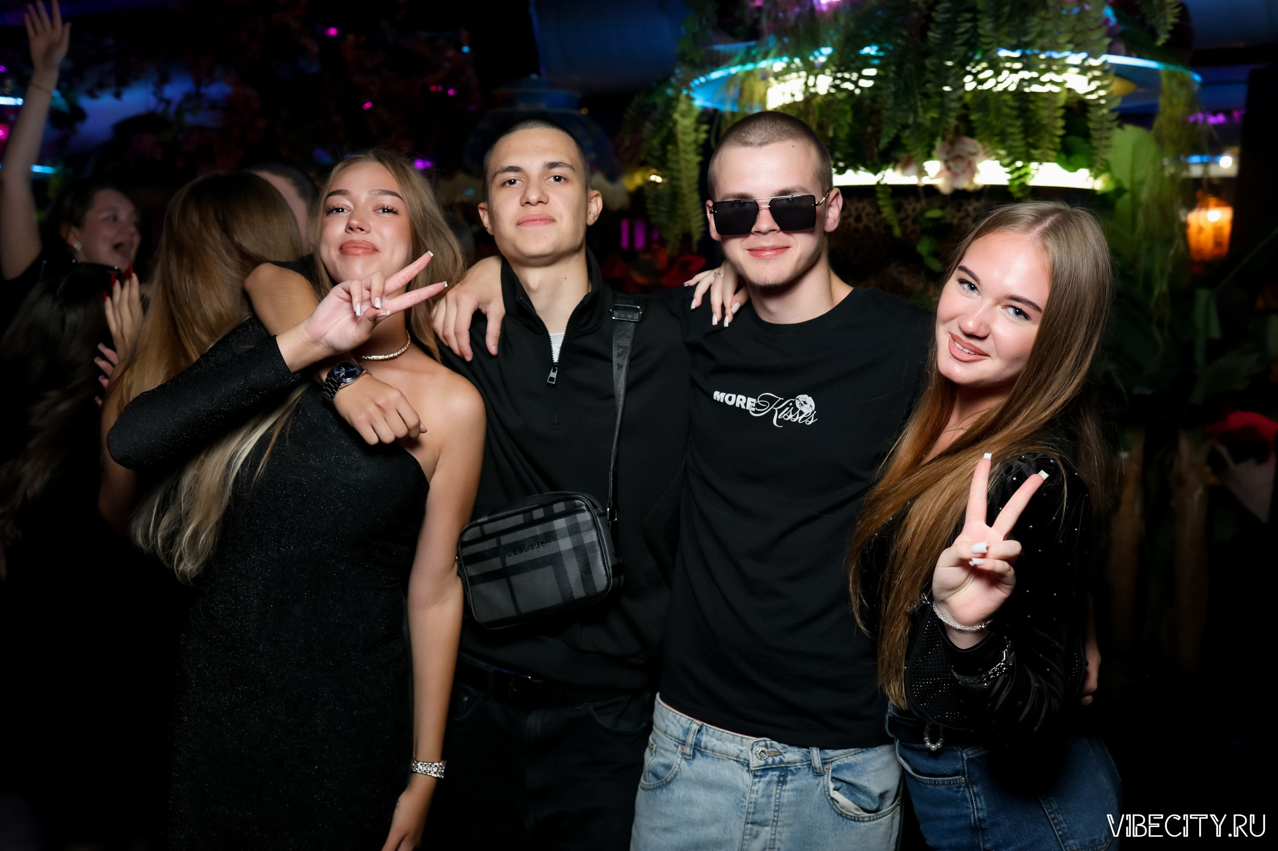 DOUBLE U. VIBECITY.RU Вайб Сити Ру Фоторепортажи Фотоотчеты Калининград