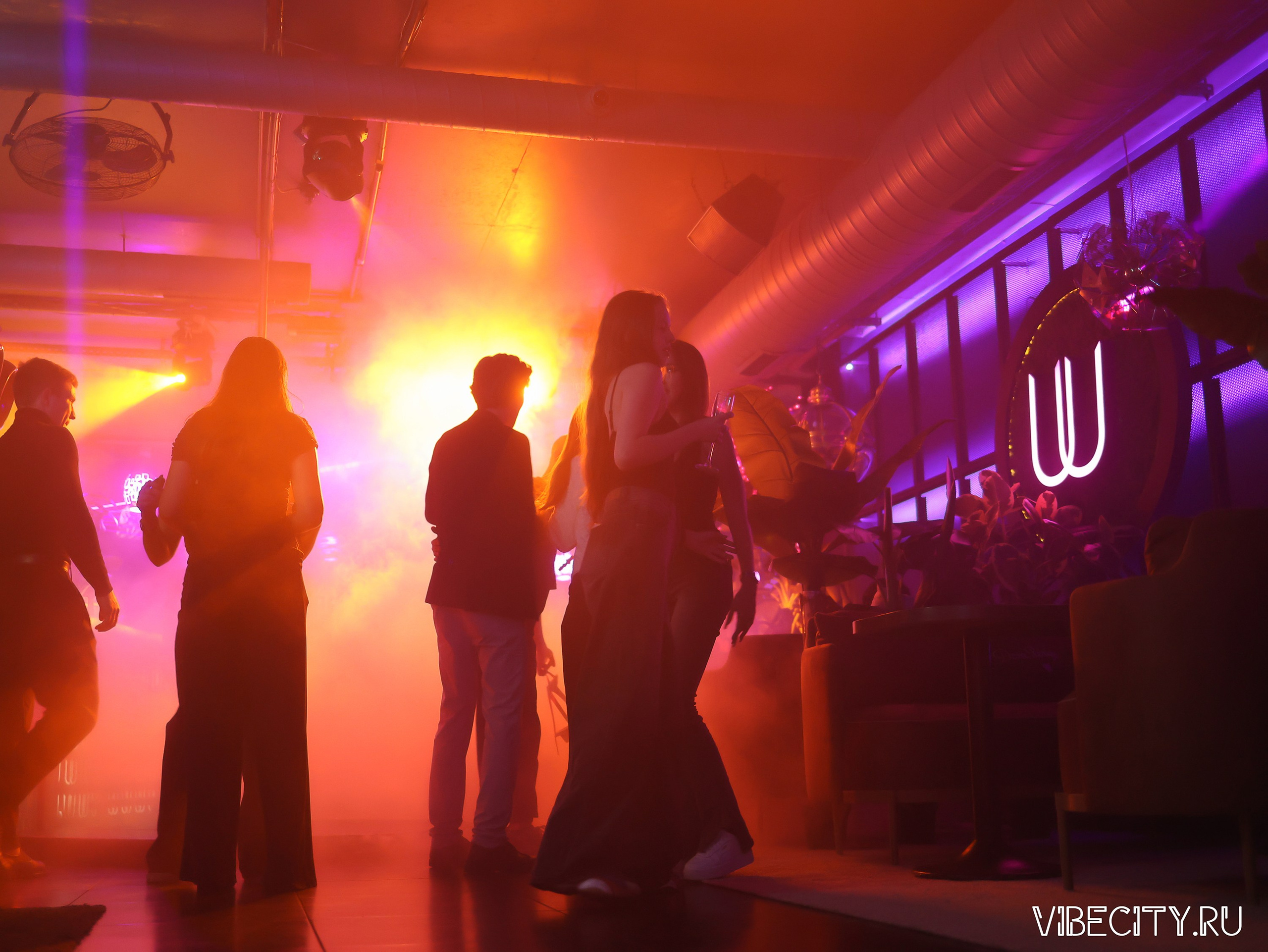 DOUBLE U. VIBECITY.RU Вайб Сити Ру Фоторепортажи Фотоотчеты Калининград