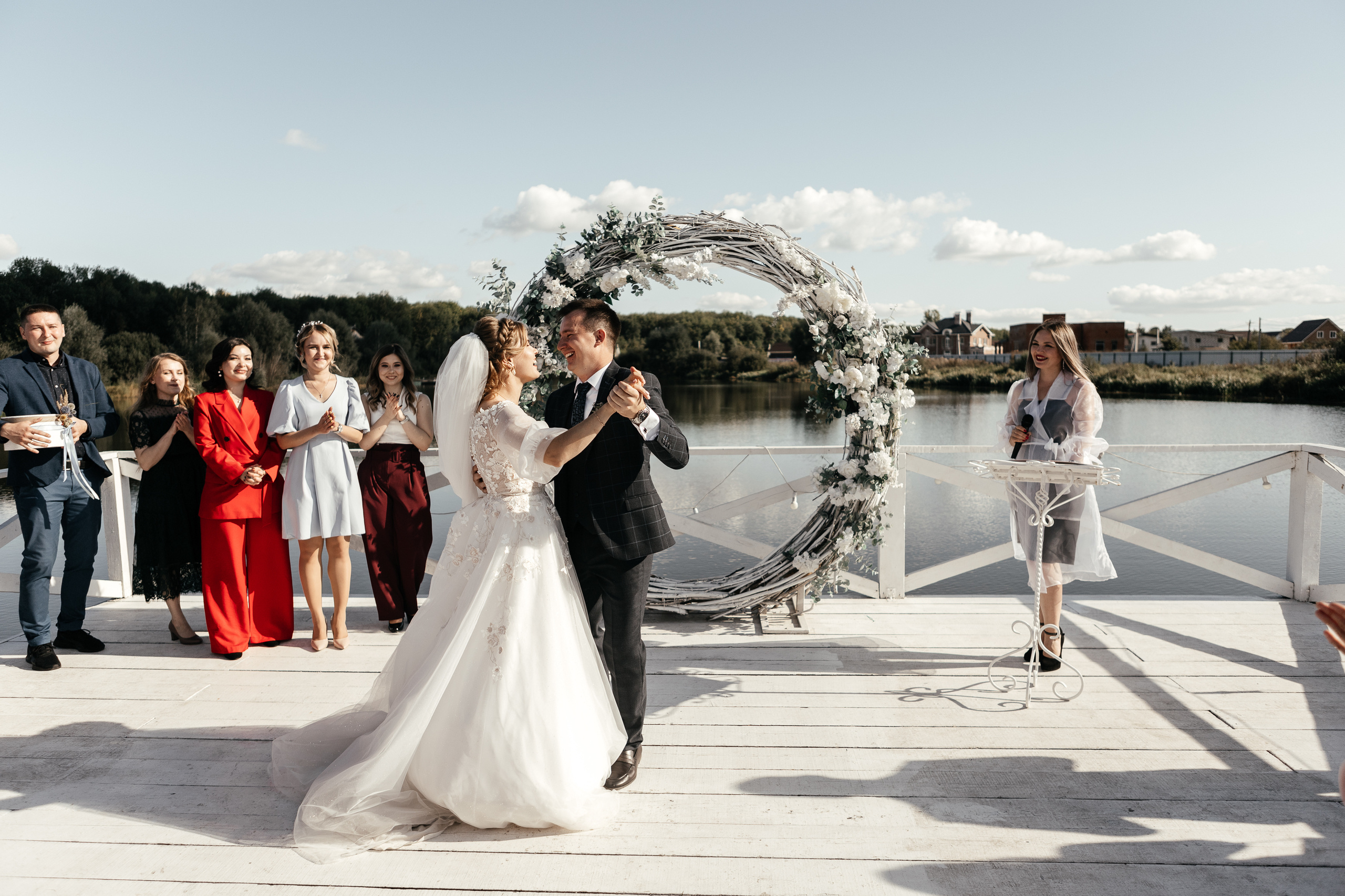 Свадебный фотограф Уфа — Руслан ГабдлисламовЖивые эмоции, красивые кадры, воспоминания на всю жизнь.Работаю по всей Республике Башкортоста. Свадебный фотограф Уфа Руслан Габдлисламов