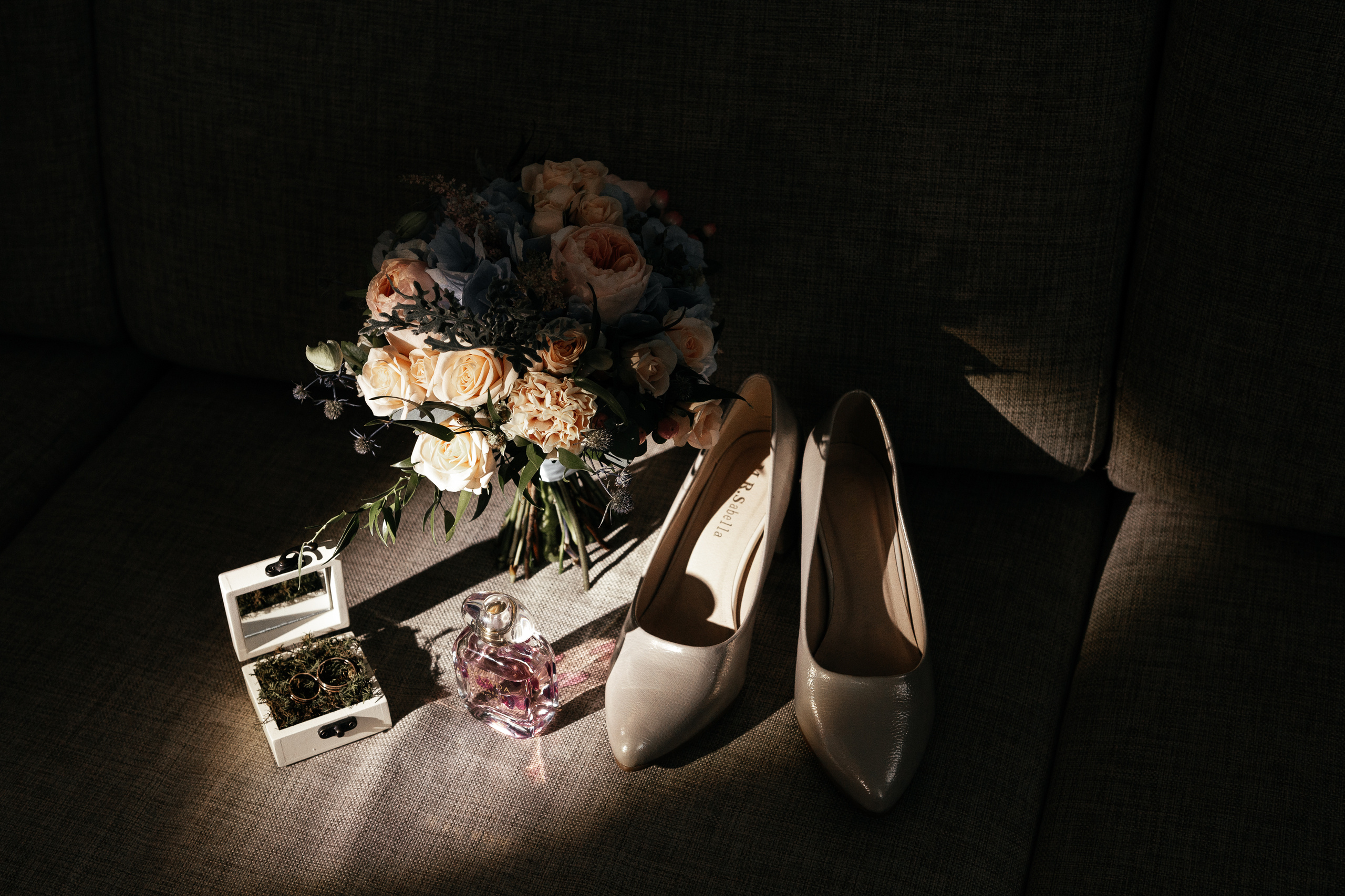 Свадебный фотограф Уфа — Руслан ГабдлисламовЖивые эмоции, красивые кадры, воспоминания на всю жизнь.Работаю по всей Республике Башкортоста. Свадебный фотограф Уфа Руслан Габдлисламов