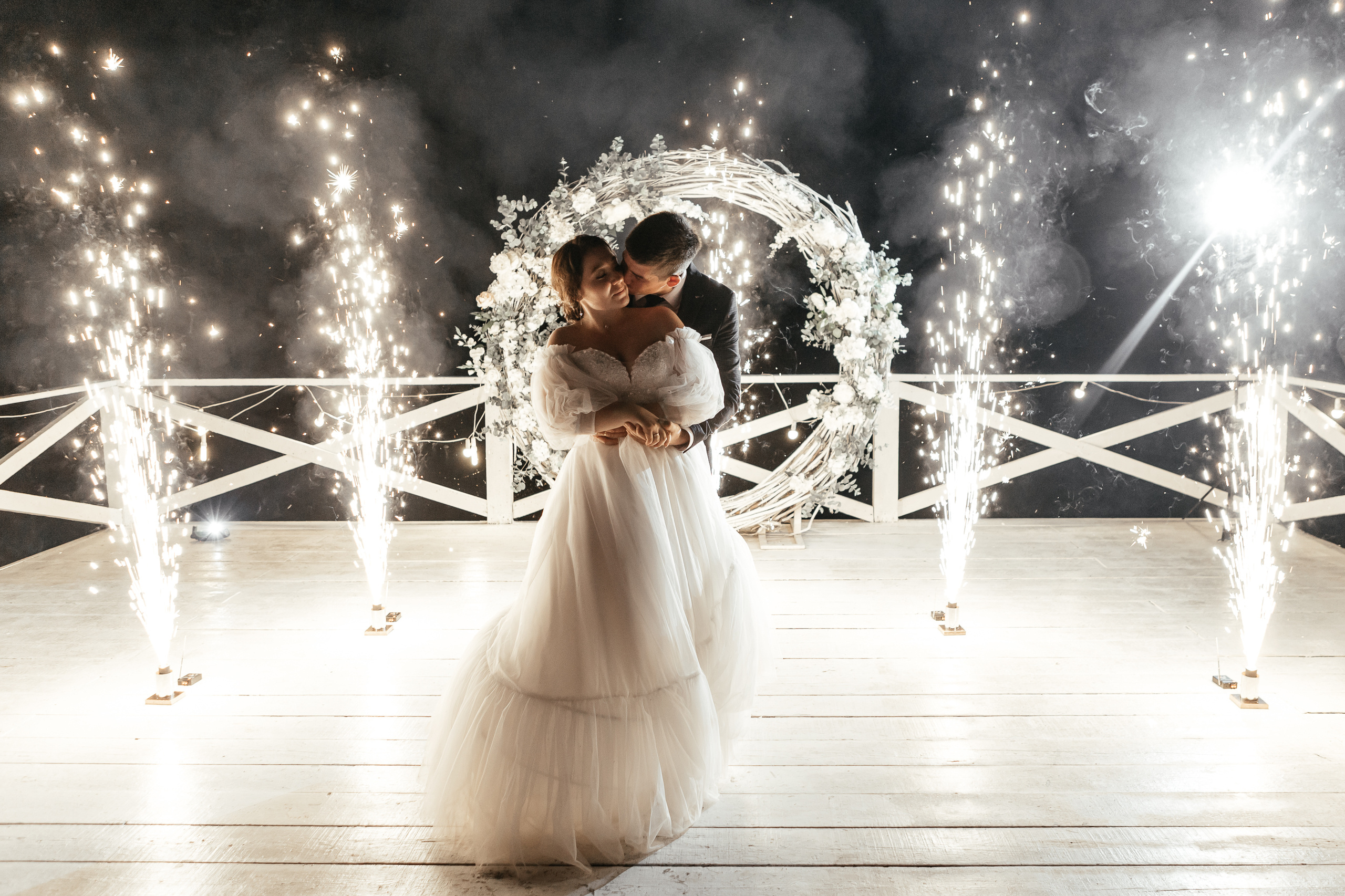 Свадебный фотограф Уфа — Руслан ГабдлисламовЖивые эмоции, красивые кадры, воспоминания на всю жизнь.Работаю по всей Республике Башкортоста. Свадебный фотограф Уфа Руслан Габдлисламов