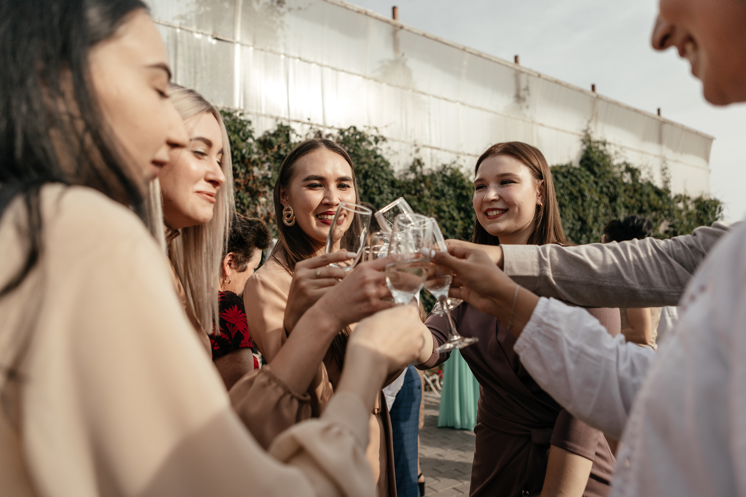 Свадебный фотограф Уфа — Руслан ГабдлисламовЖивые эмоции, красивые кадры, воспоминания на всю жизнь.Работаю по всей Республике Башкортоста. Свадебный фотограф Уфа Руслан Габдлисламов
